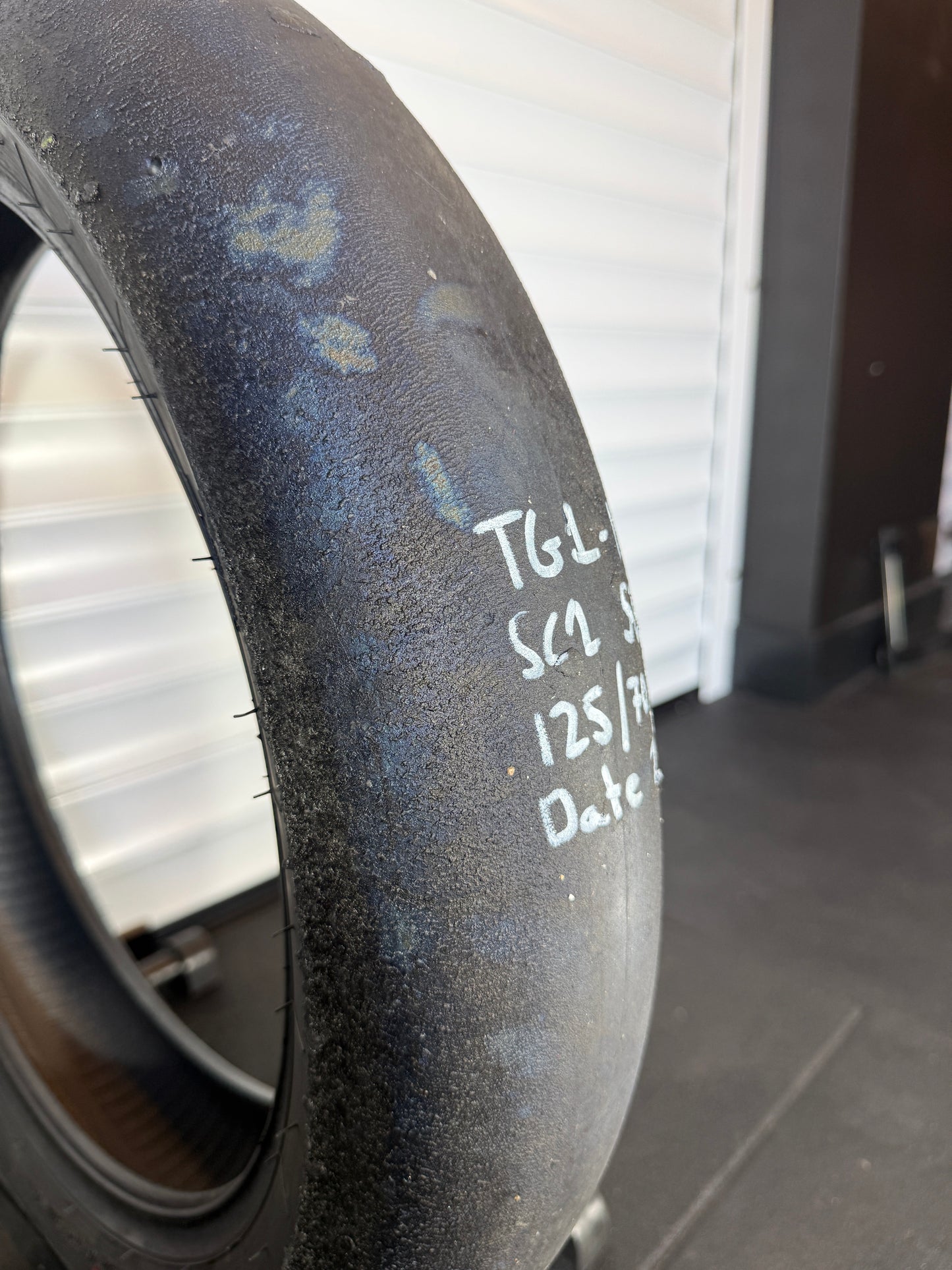 Pirelli Diablo Superbike Slick 125/70/17 (TG1-11)