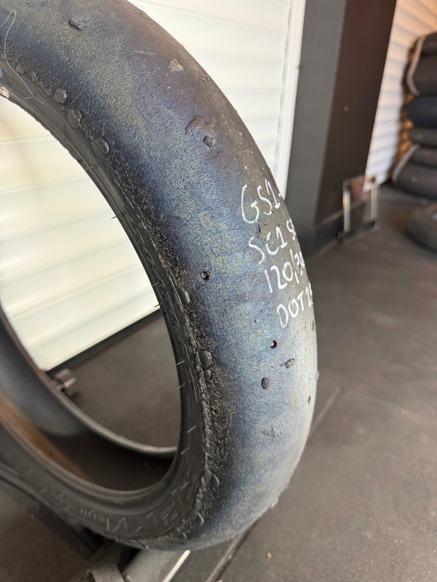 Pirelli Diablo Superbike Slick 120/70/17 (GS1-9)