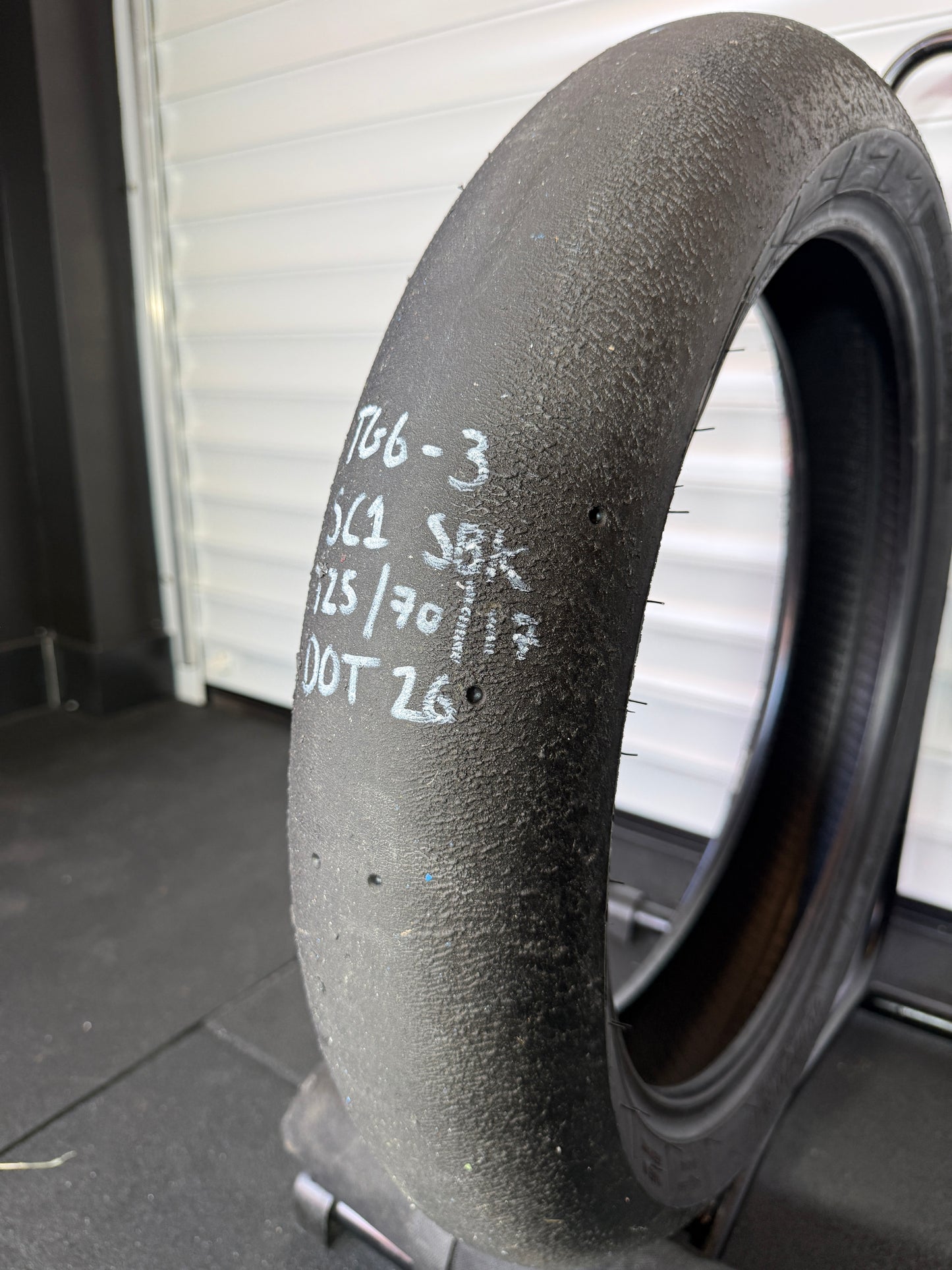 Pirelli Diablo Superbike Slick 125/70/17 (TG6-3)