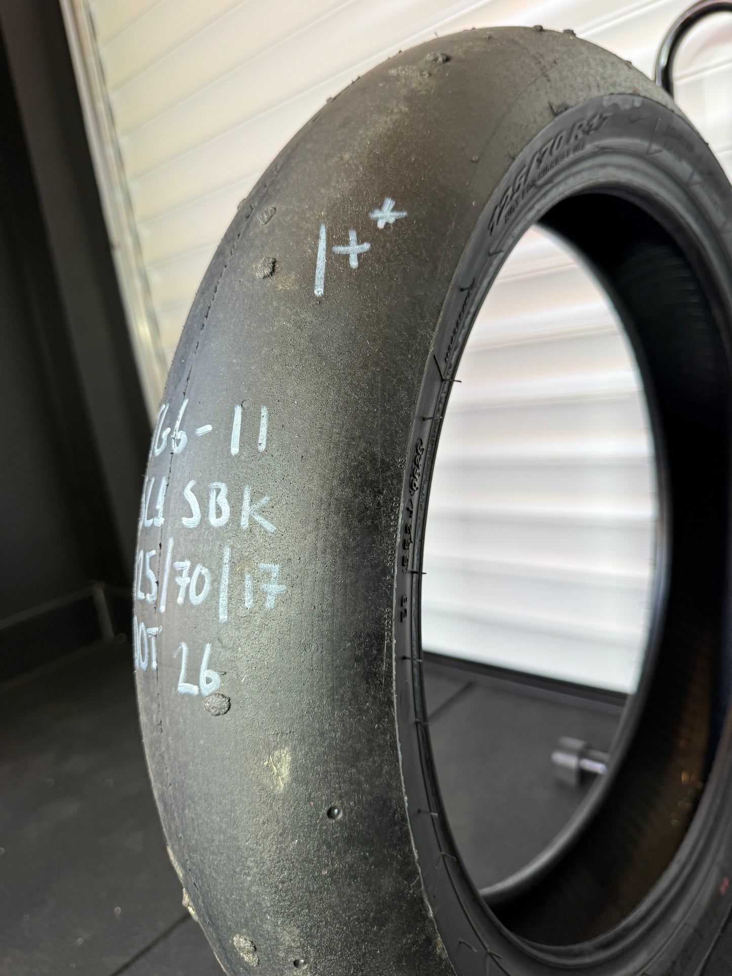 Pirelli Diablo Superbike Slick 125/70/17 (TG6-11)