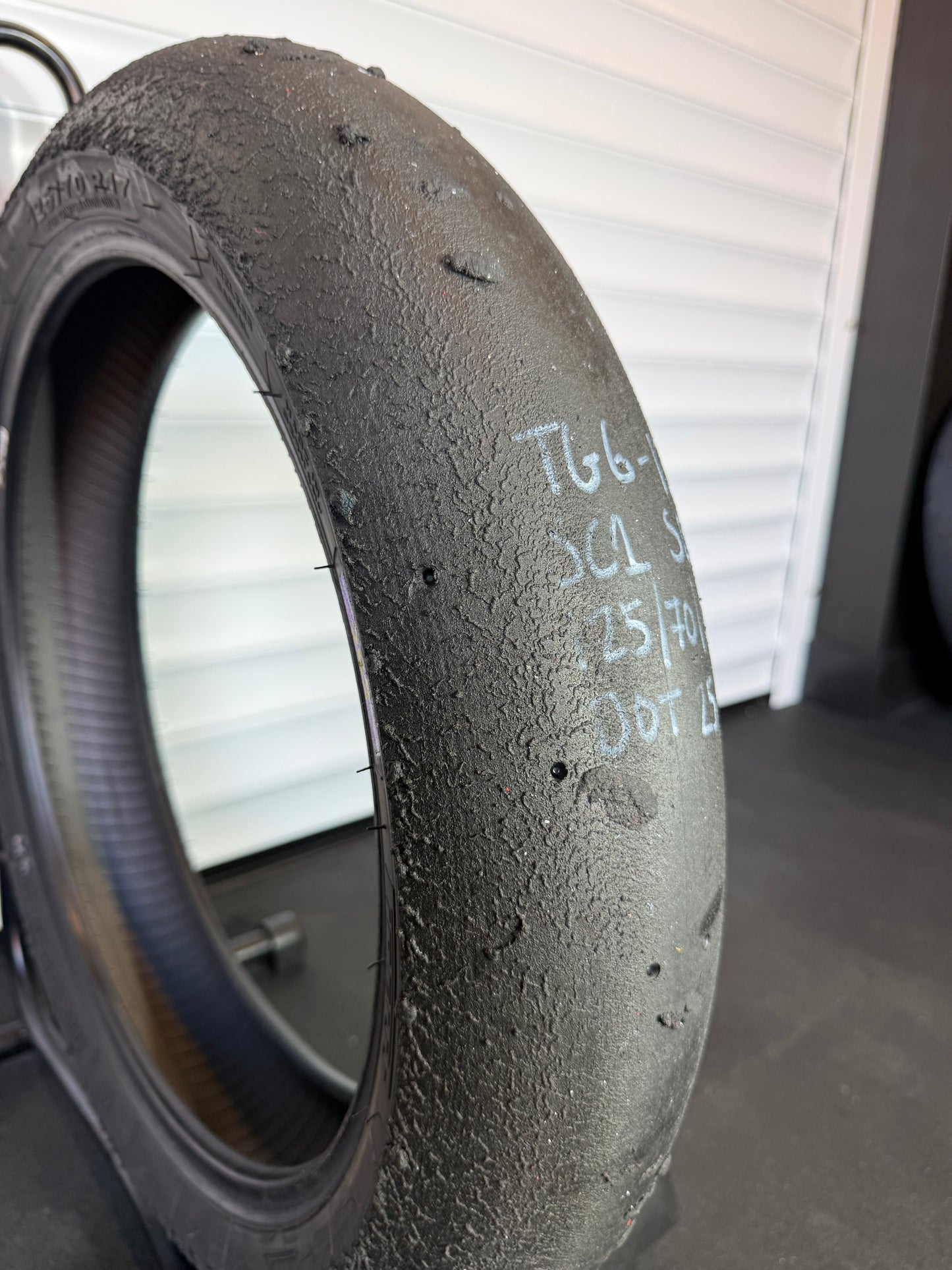 Pirelli Diablo Superbike Slick 125/70/17 (TG6-12)