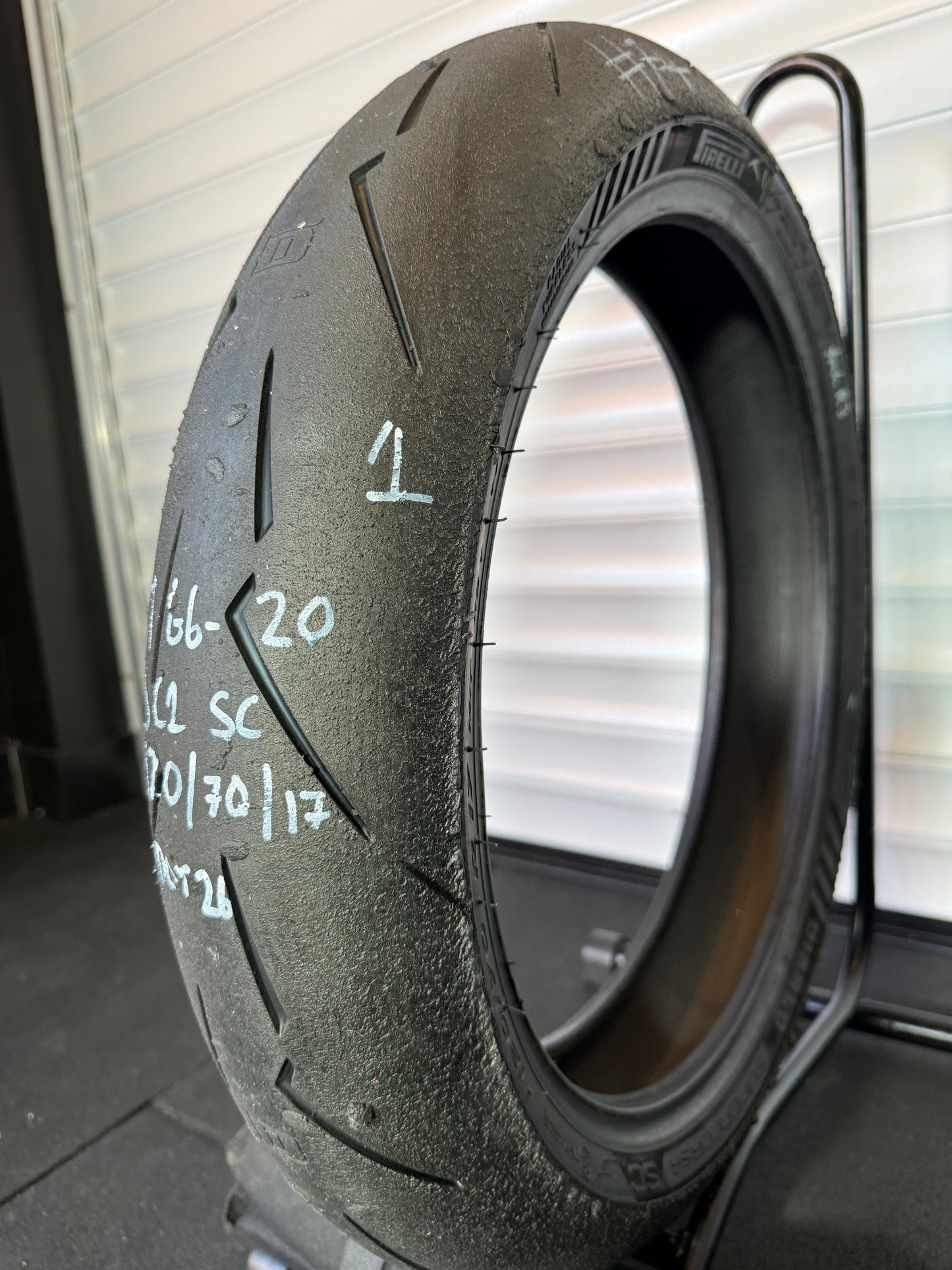 Pirelli Diablo Supercorsa 120/70/17 (TG6-20)