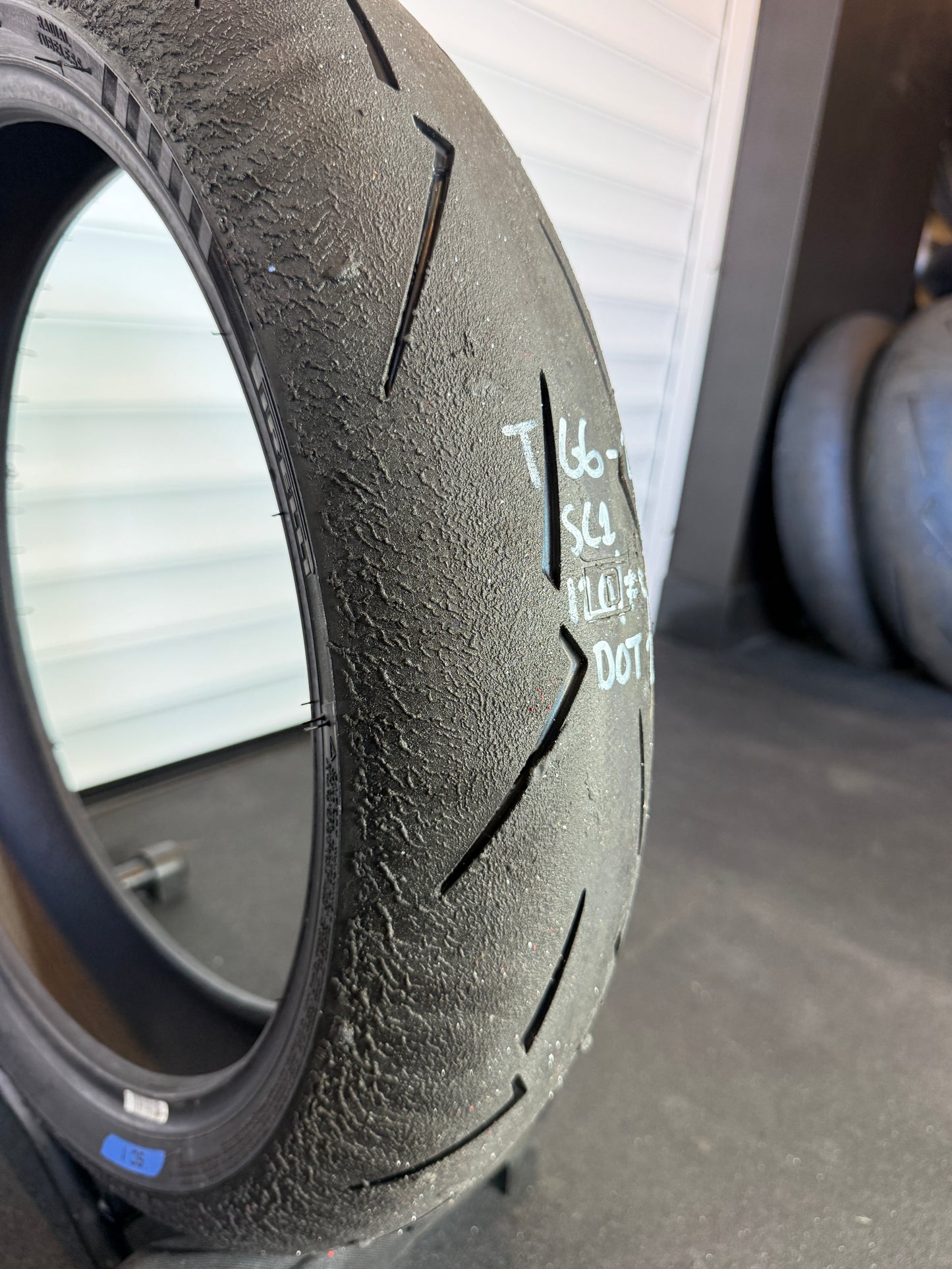 Pirelli Diablo Supercorsa 120/70/17 (TG6-22)