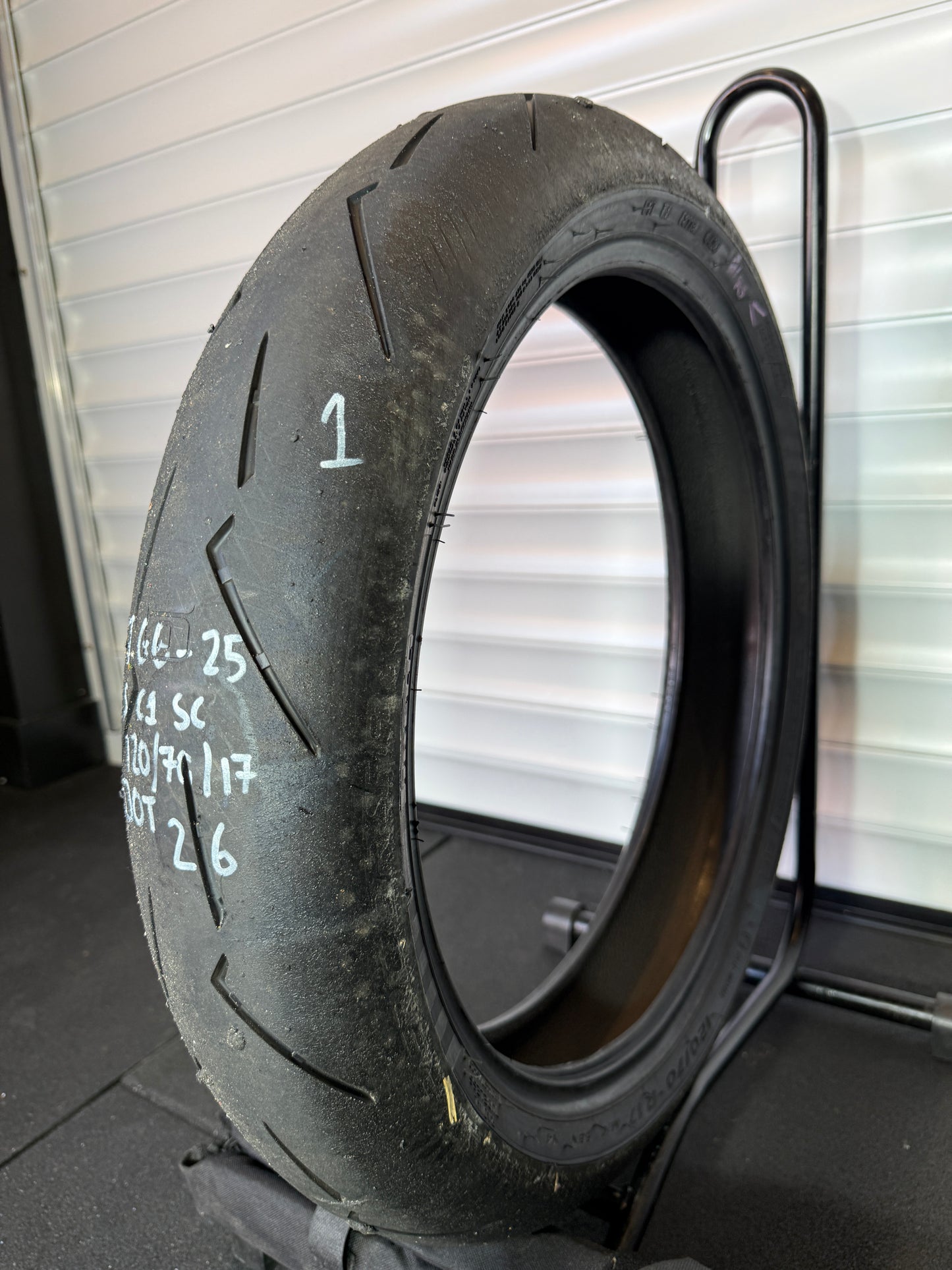Pirelli Diablo Supercorsa 120/70/17 (TG6-25)