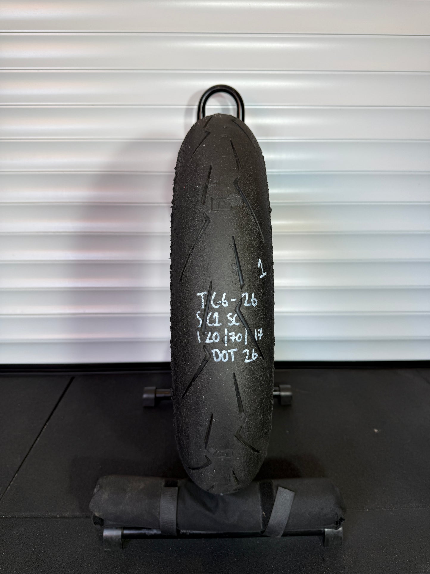 Pirelli Diablo Supercorsa 120/70/17 (TG6-26)