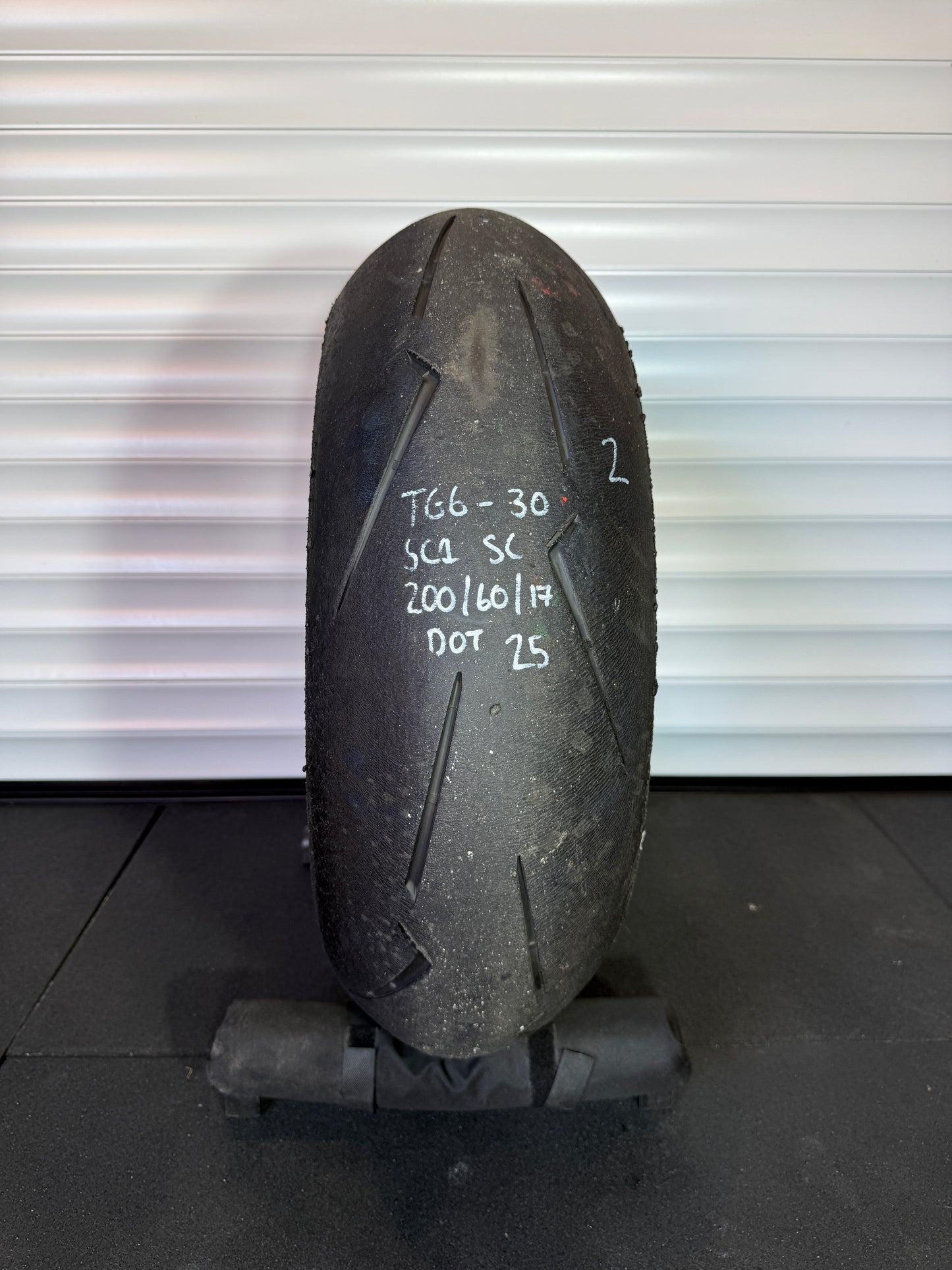Pirelli Diablo Supercorsa 200/60/17 (TG5-30)