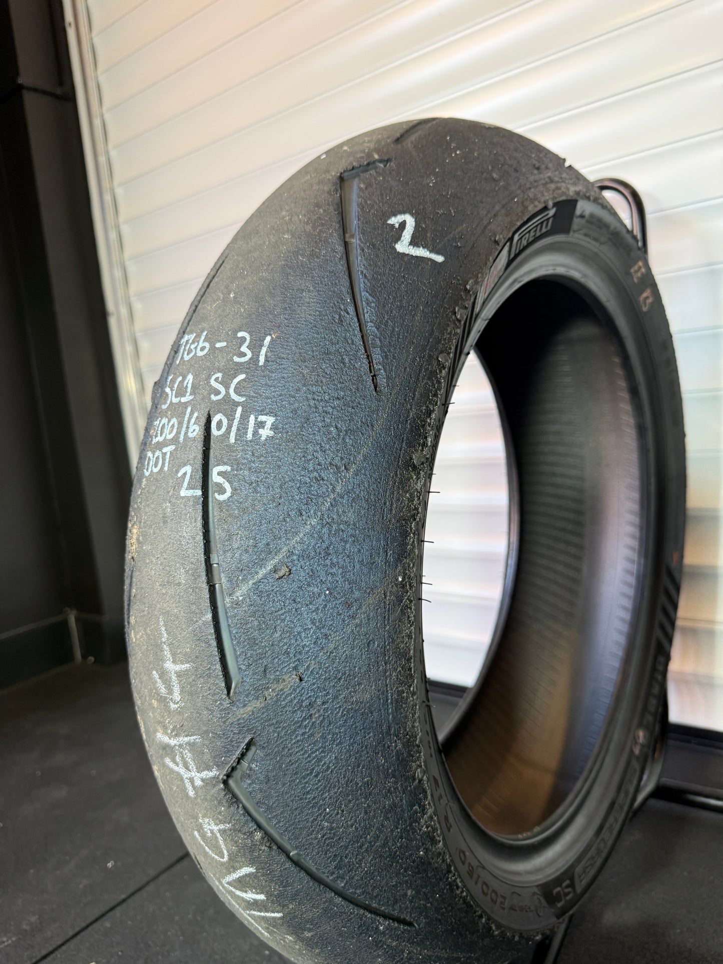 Pirelli Diablo Supercorsa 200/60/17 (TG5-31)