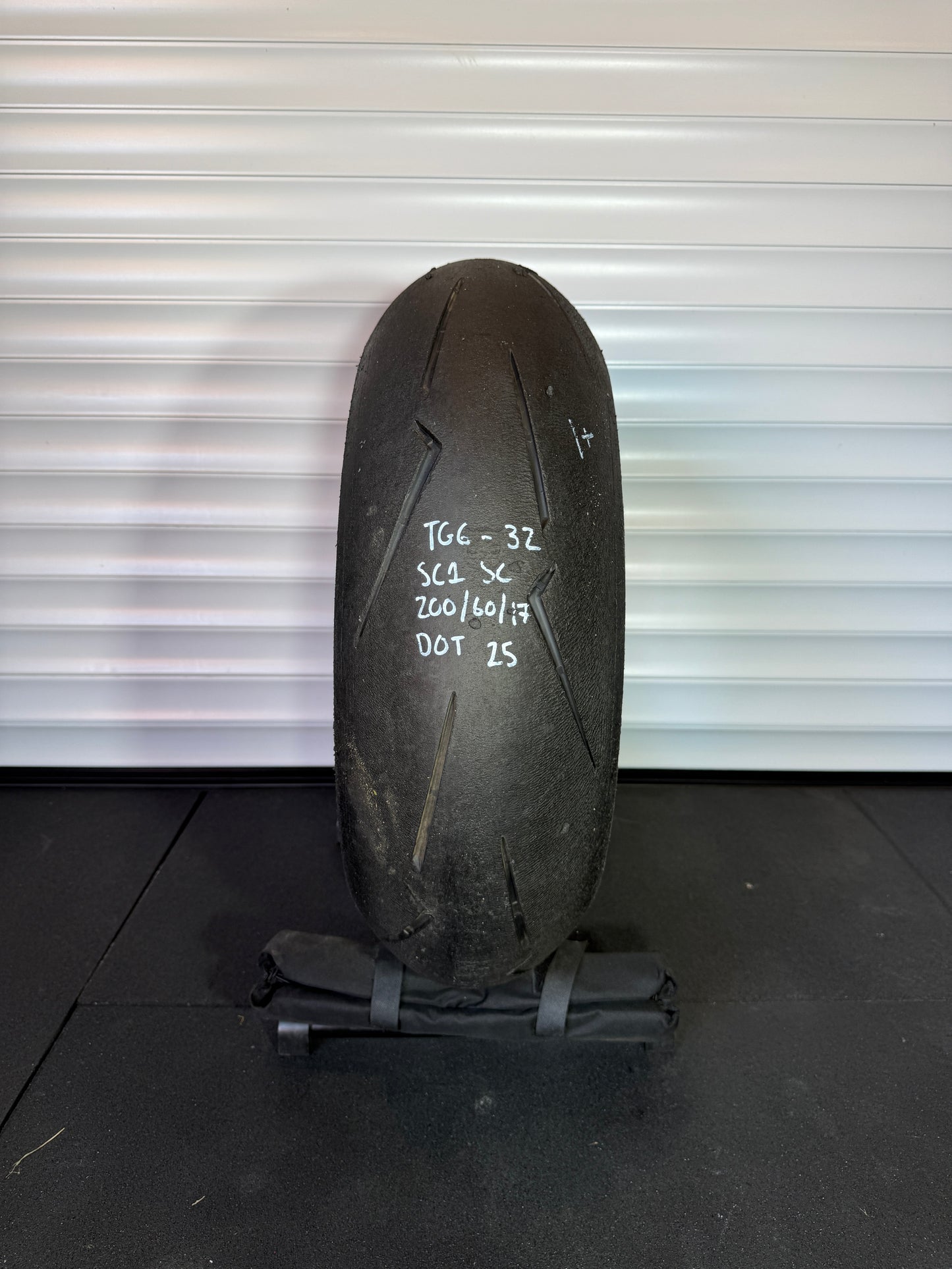 Pirelli Diablo Supercorsa 200/60/17 (TG5-32)