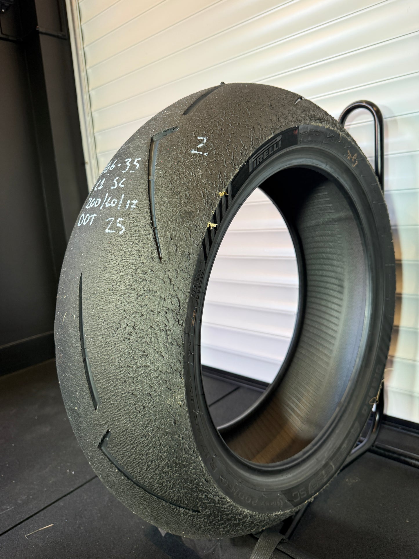 Pirelli Diablo Supercorsa 200/60/17 (TG5-35)