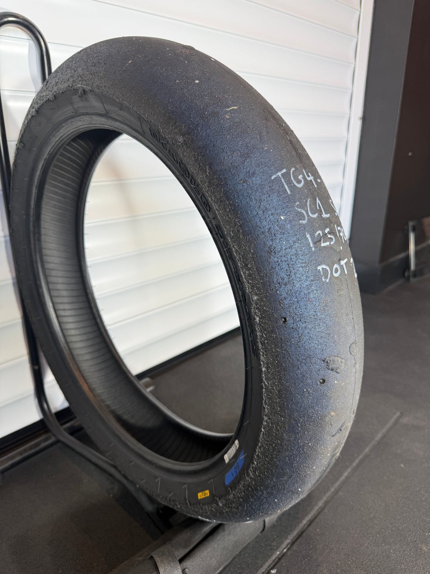 Pirelli Diablo Superbike Slick 125/70/17 (TG4-11)