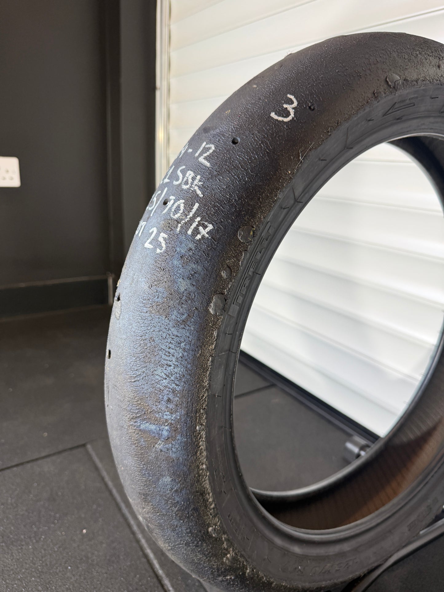 Pirelli Diablo Superbike Slick 125/70/17 (TG4-12)