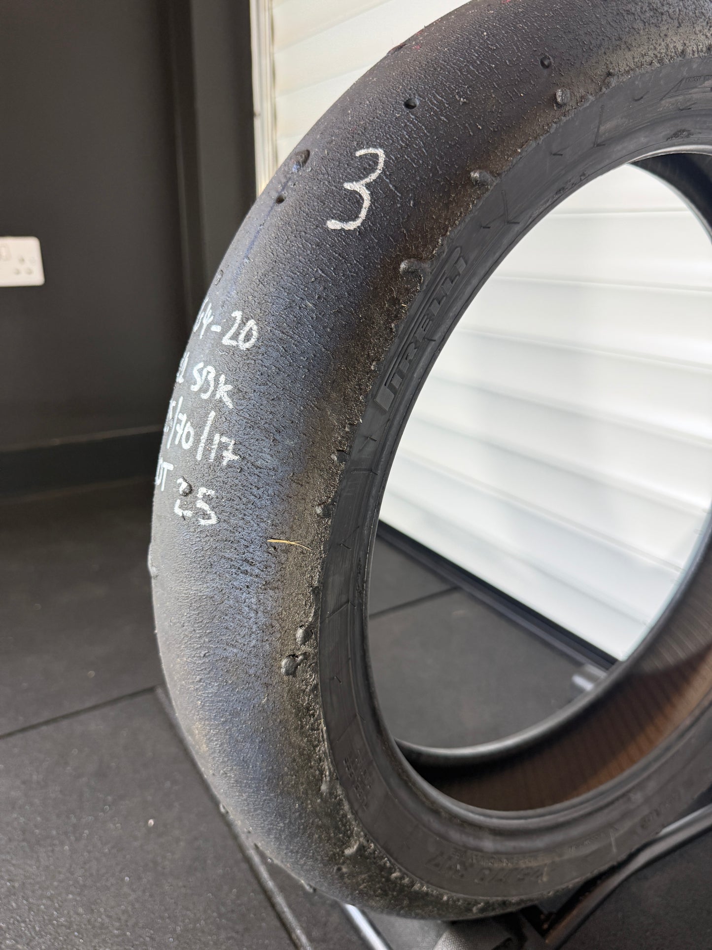 Pirelli Diablo Superbike Slick 125/70/17 (TG4-20)