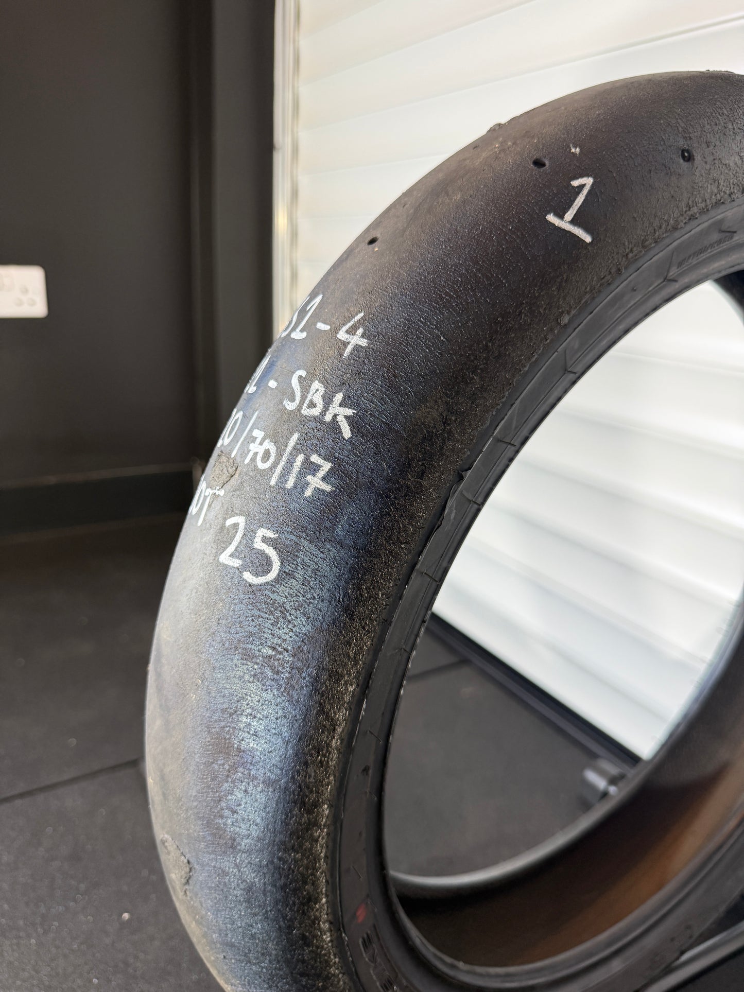 Pirelli Diablo Superbike Slick 120/70/17 (GS1-4)