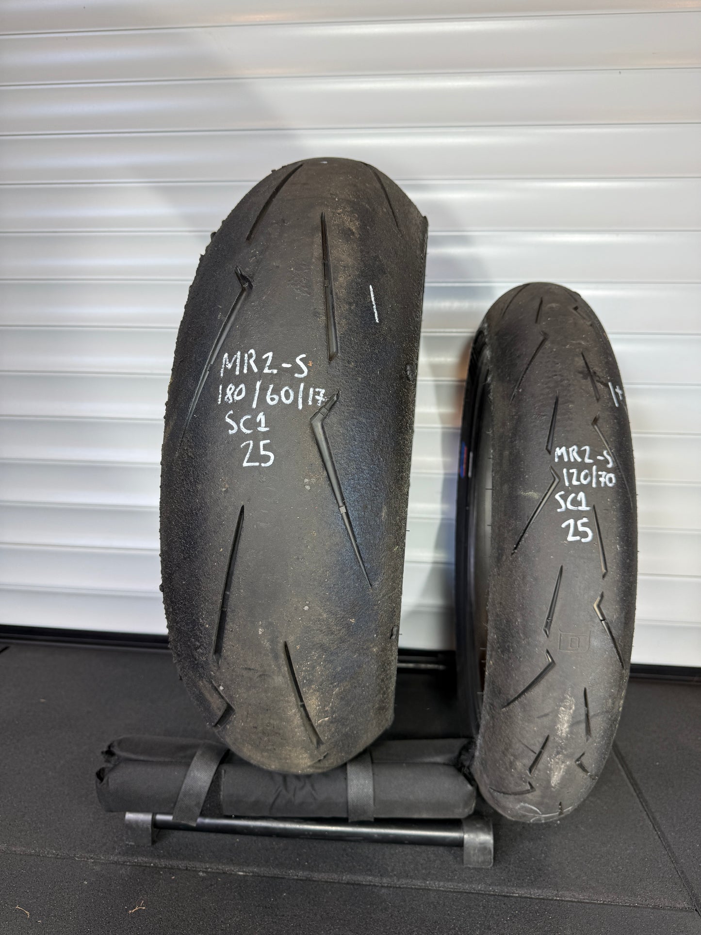 Pirelli Supercorsa V4 SET 180/60/17, 120/70/17 (MR2-S) (Copy)