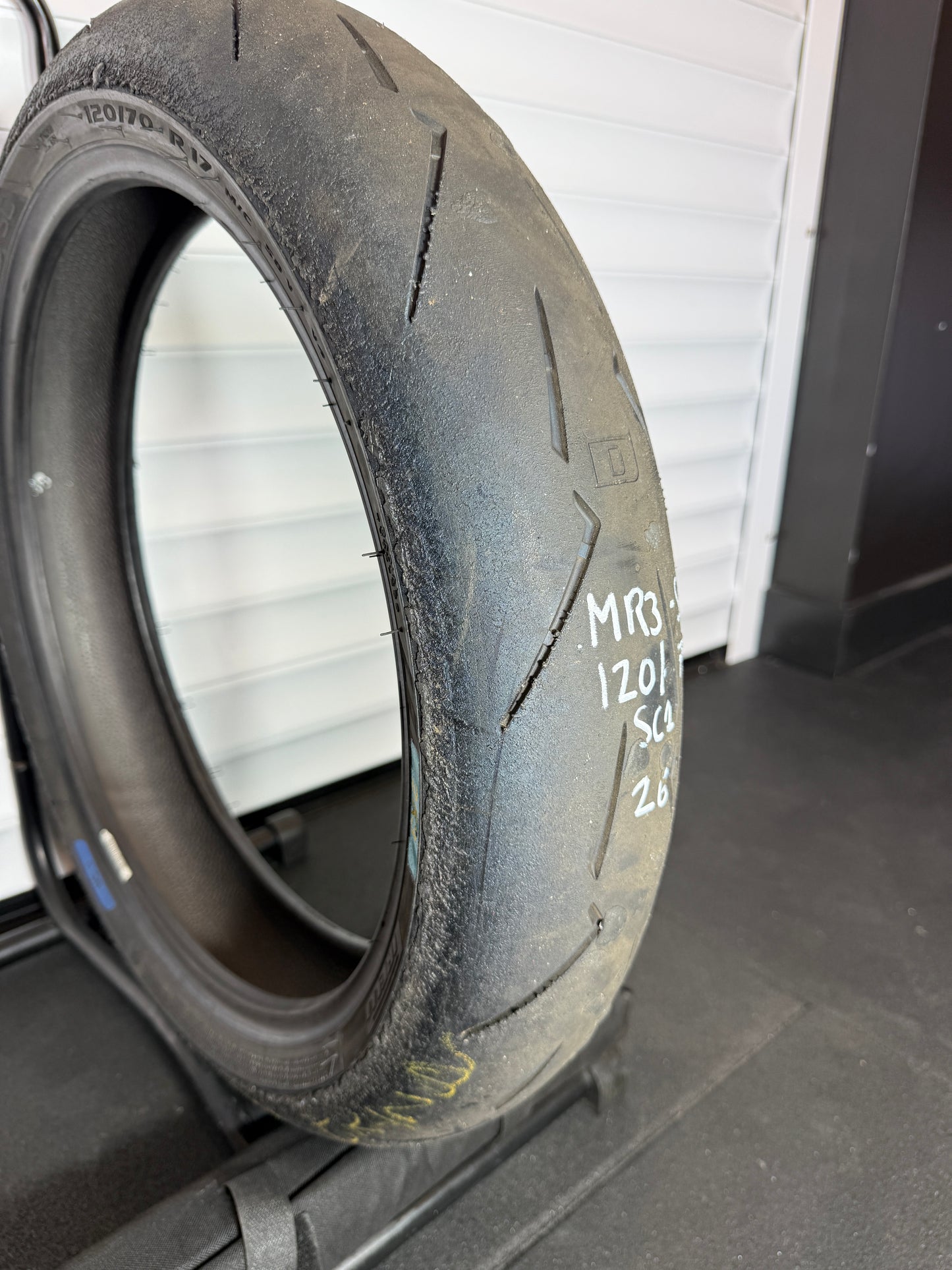 Pirelli Supercorsa V4 SET 180/60/17, 120/70/17 (MR3-S)