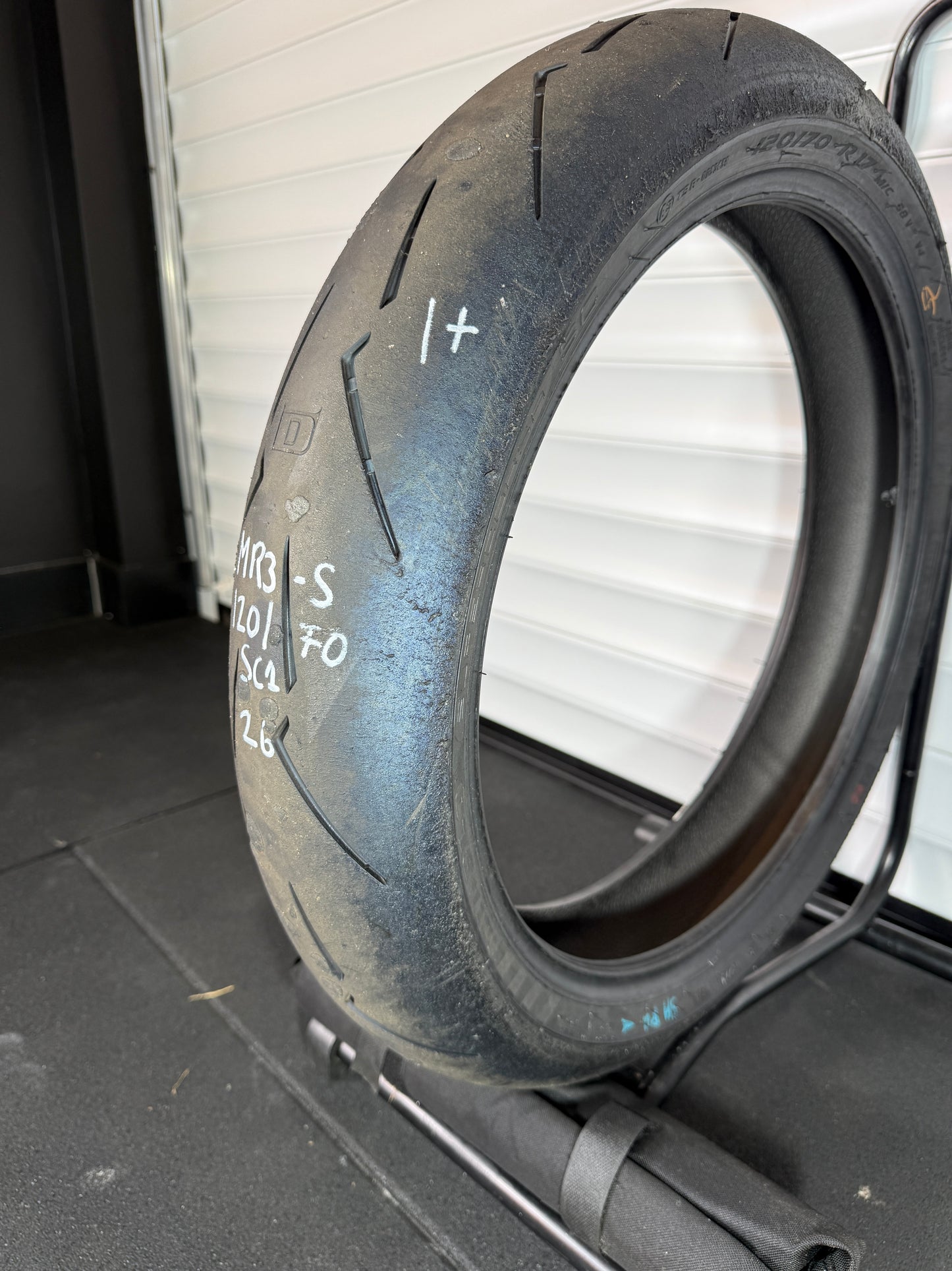 Pirelli Supercorsa V4 SET 180/60/17, 120/70/17 (MR3-S)