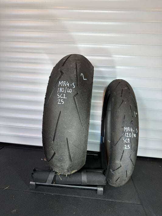 Pirelli Supercorsa V4 SET 180/60/17, 120/70/17 (MR4-S)