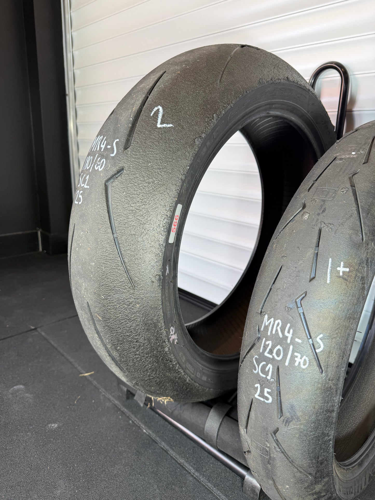 Pirelli Supercorsa V4 SET 180/60/17, 120/70/17 (MR4-S)