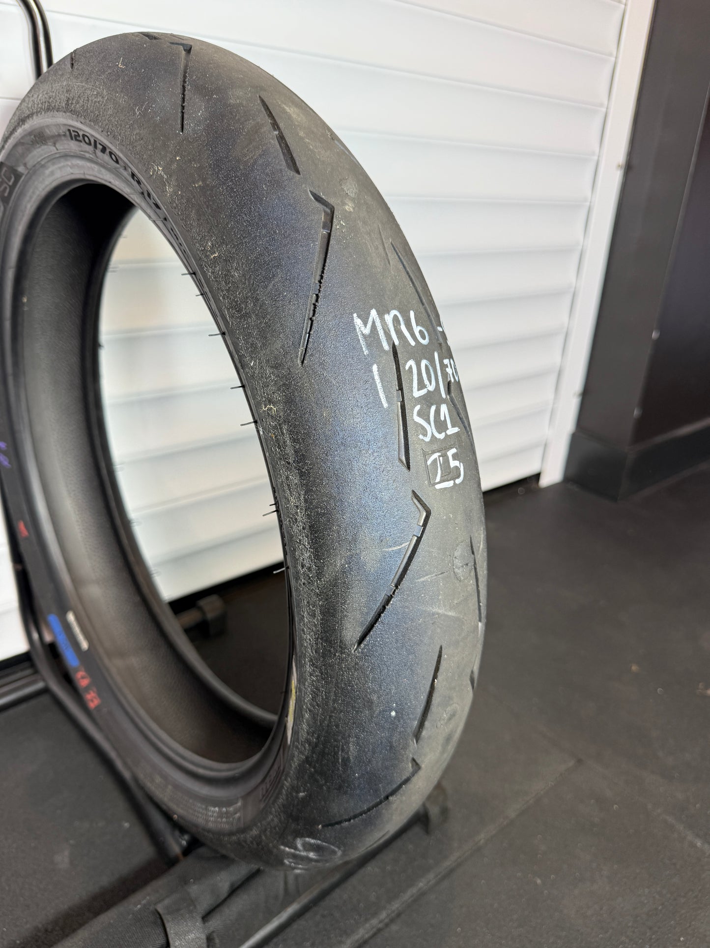 Pirelli Supercorsa V4 SET 180/60/17, 120/70/17 (MR6-S)