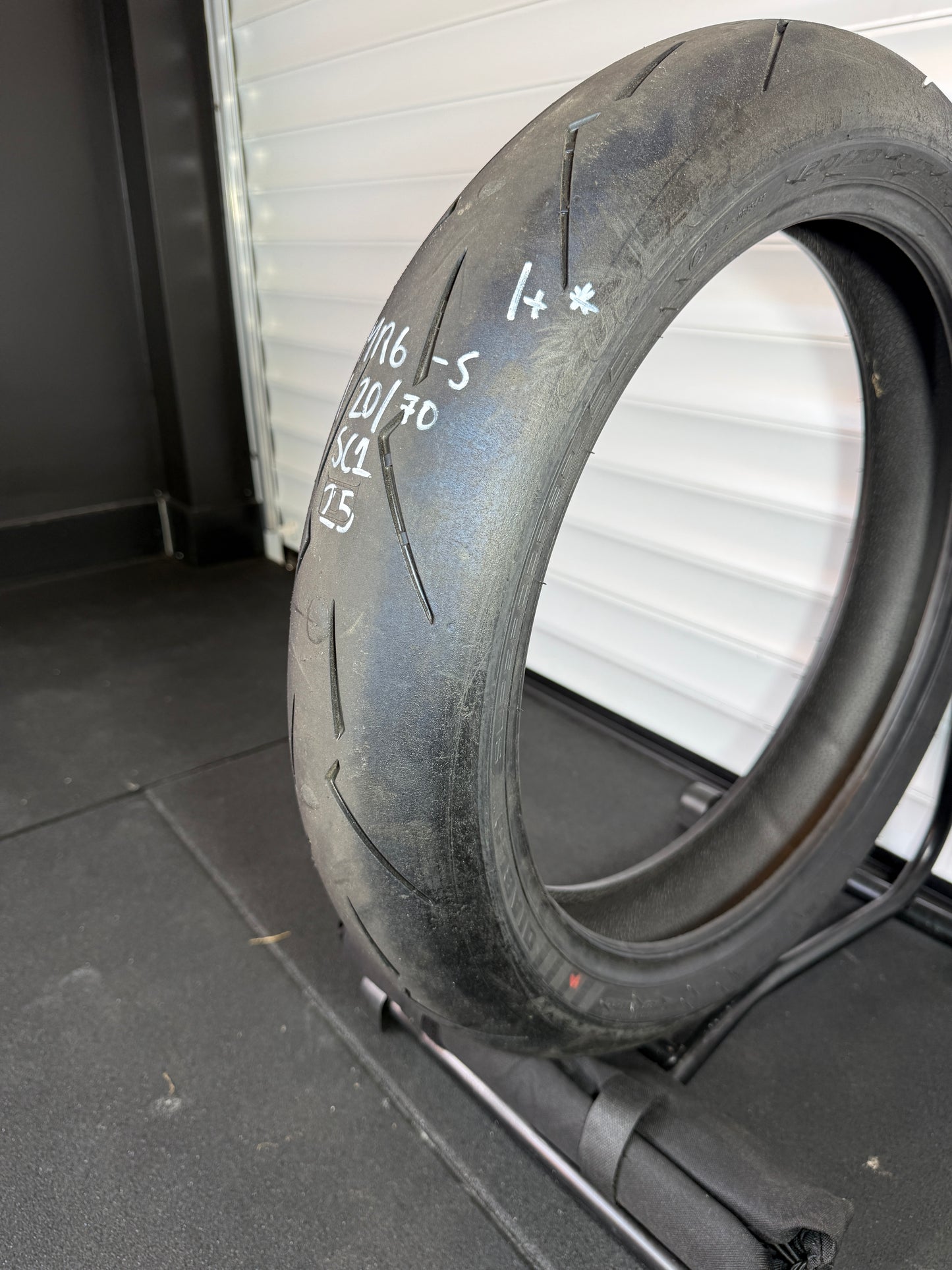 Pirelli Supercorsa V4 SET 180/60/17, 120/70/17 (MR6-S)
