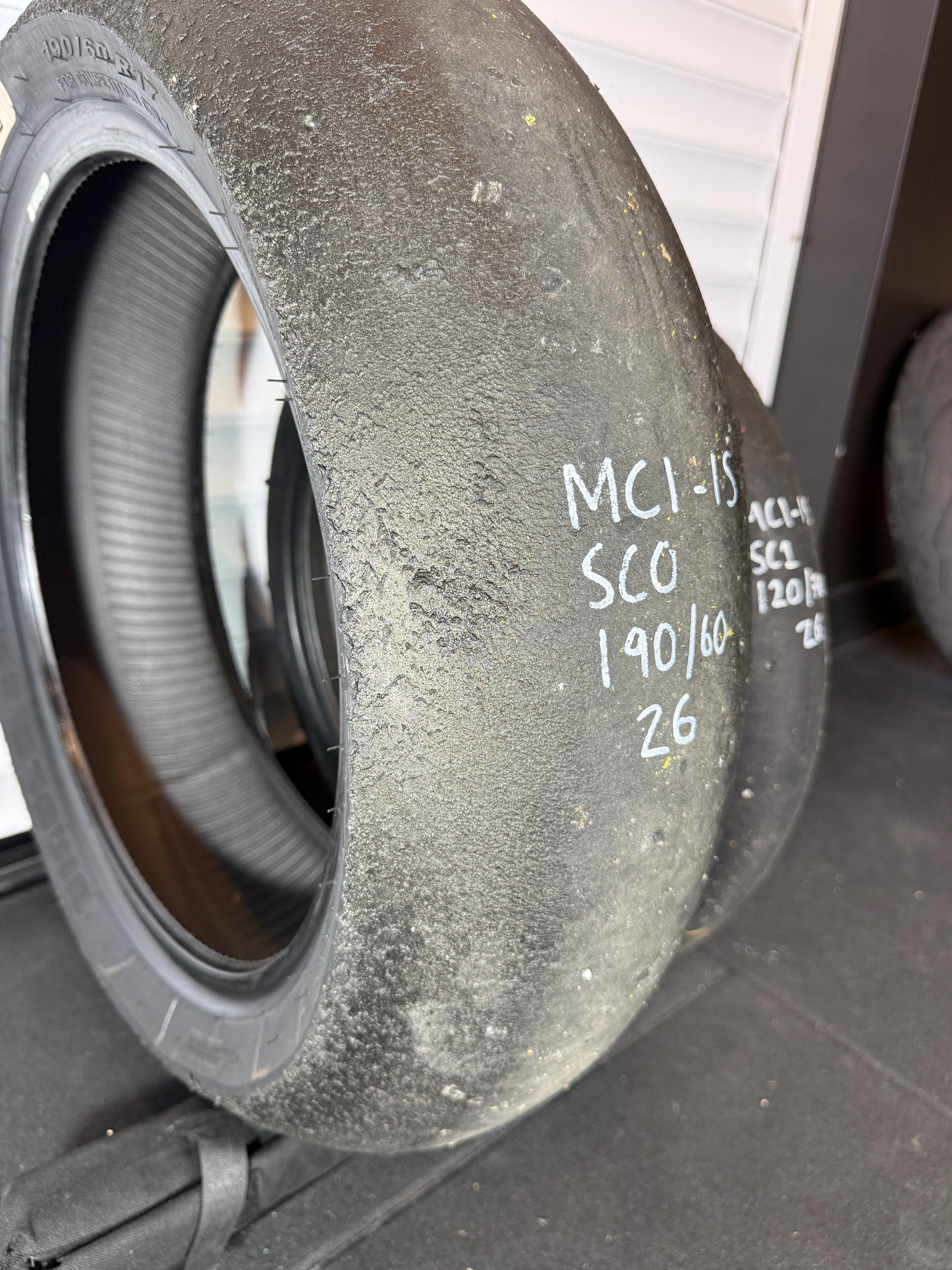 Pirelli Superbike Slick- GRADE 1 SC0 SET 190/60/17, 120/70/17 (MC1-1S)