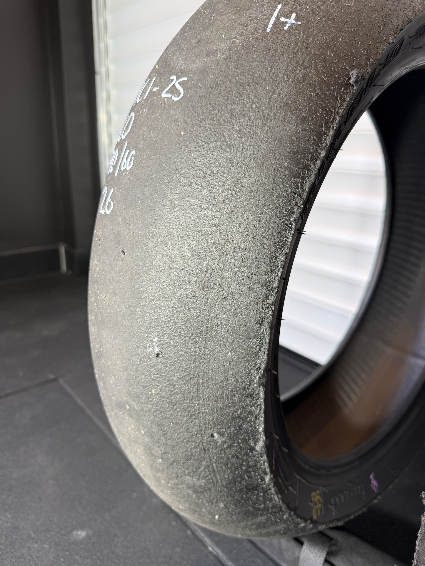 Pirelli Superbike Slick- GRADE 1+ SC0 SET 190/60/17, 120/70/17 (MC1-2S)