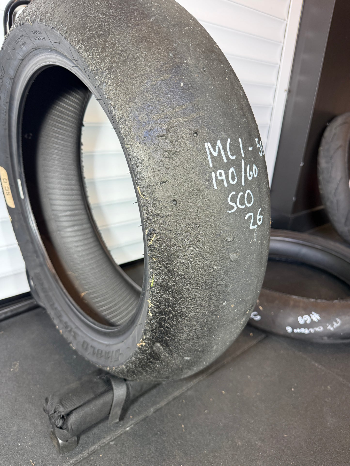 Pirelli Superbike Slick- GRADE 1+ SC0 SET 190/60/17, 120/70/17 (MC1-5S)
