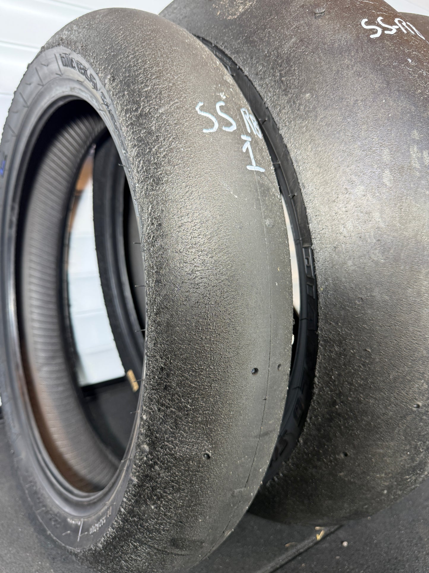 GRADE 1 RACE BUNDLE,  Pirelli Superbike Slick 200/65/17 x2, 125/70/17 x1