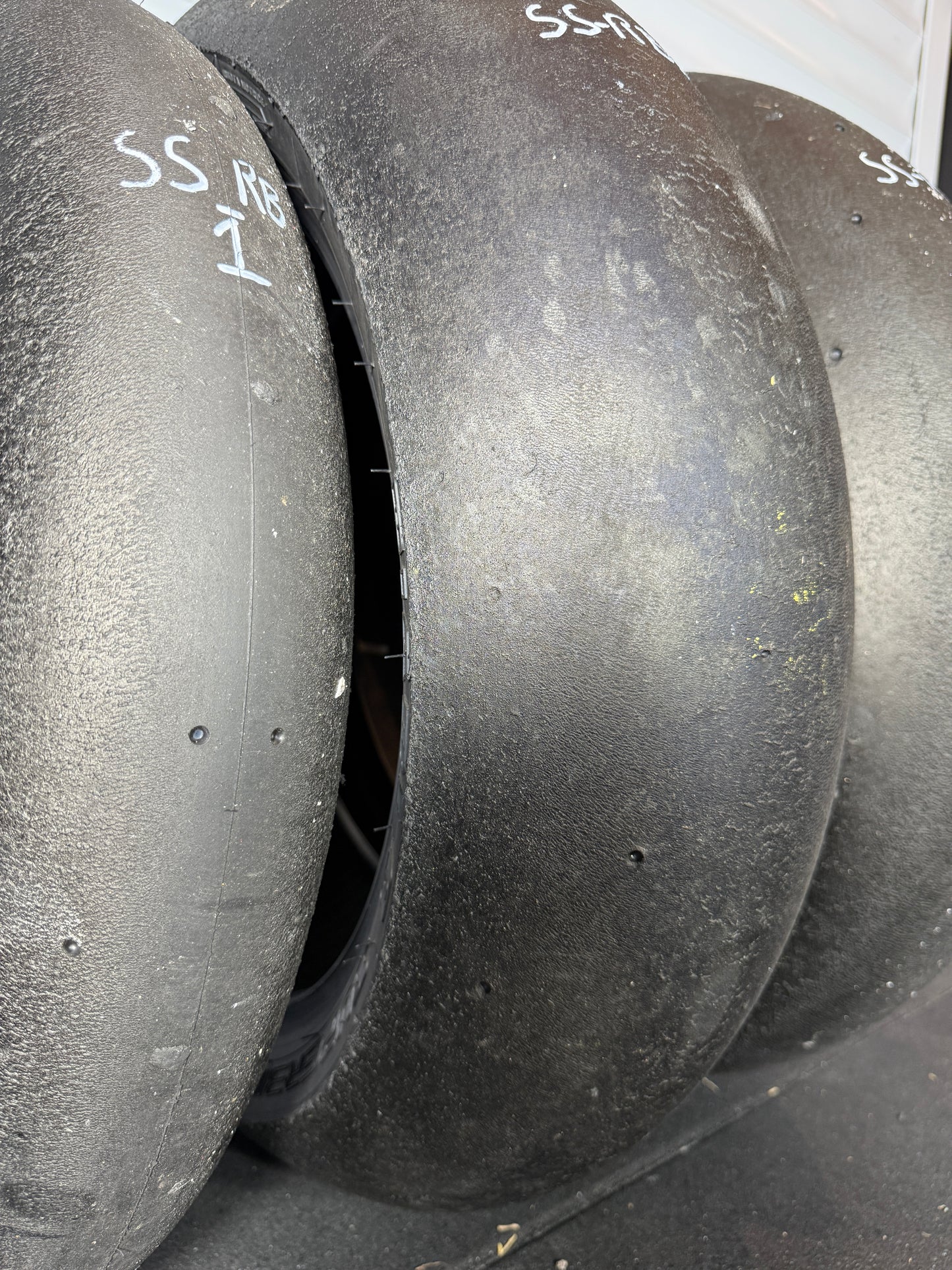 GRADE 1 RACE BUNDLE,  Pirelli Superbike Slick 200/65/17 x2, 125/70/17 x1