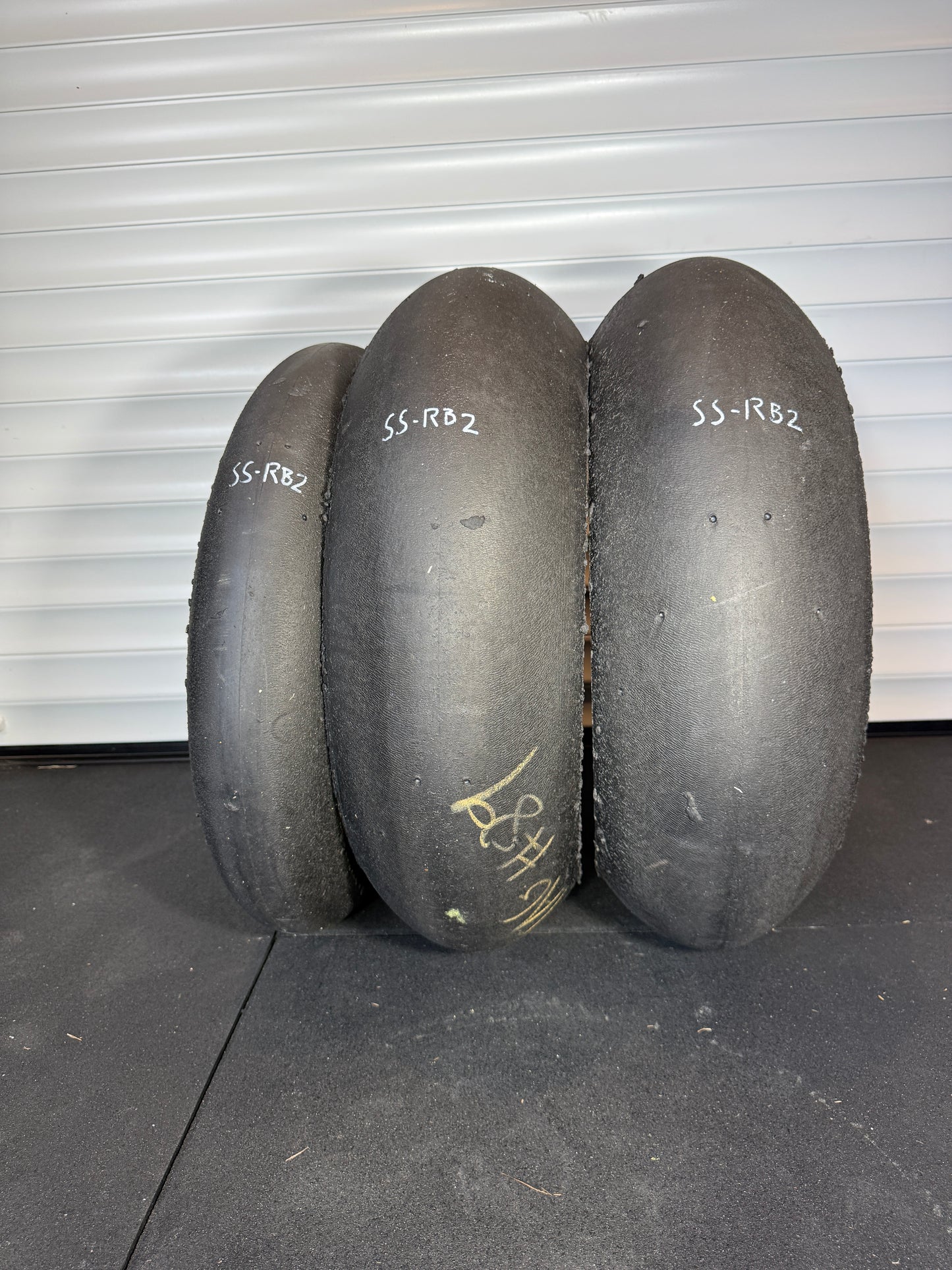 GRADE 1 RACE BUNDLE,  Pirelli Superbike Slick 200/65/17 x2, 125/70/17 x1 (SS-RB2)