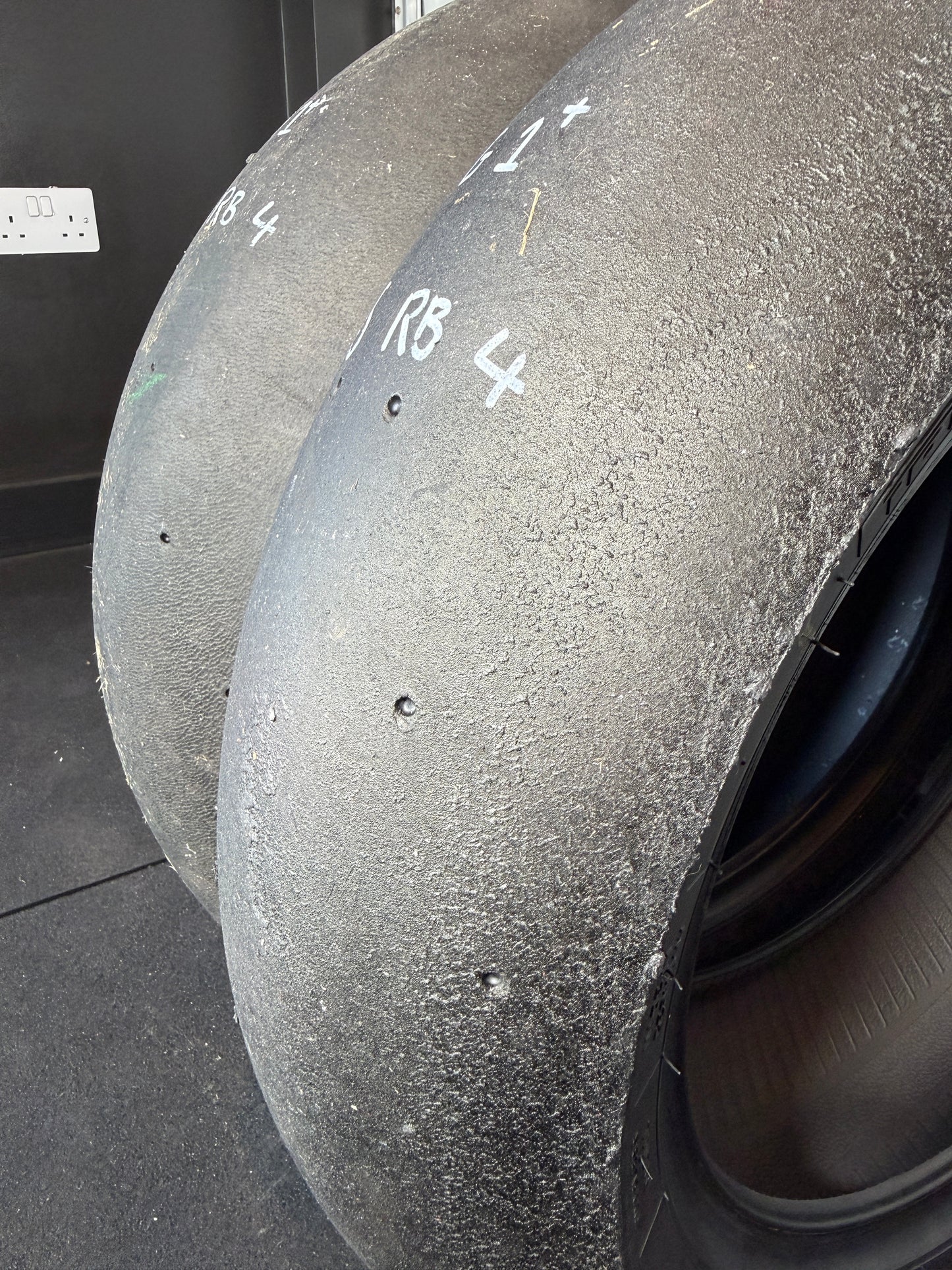 GRADE 1+ RACE BUNDLE,  Pirelli Superbike Slick 200/65/17 x2, 125/70/17 x1 (SS-RB4)