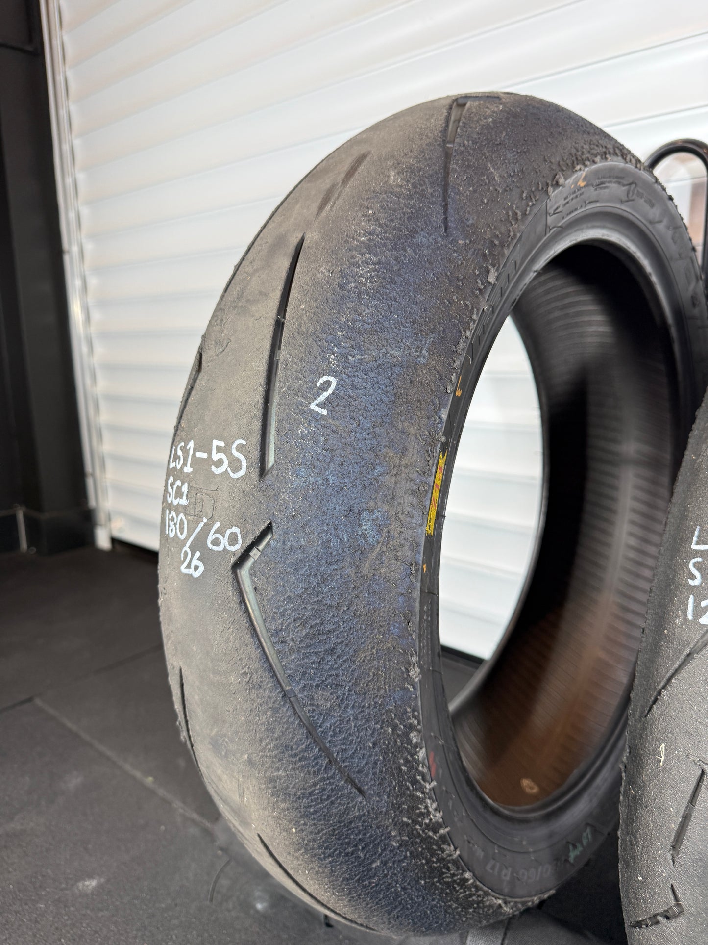Pirelli Supercorsa- GRADE 1+ V4 SET 180/60/17, 120/70/17 (LS1-5S)