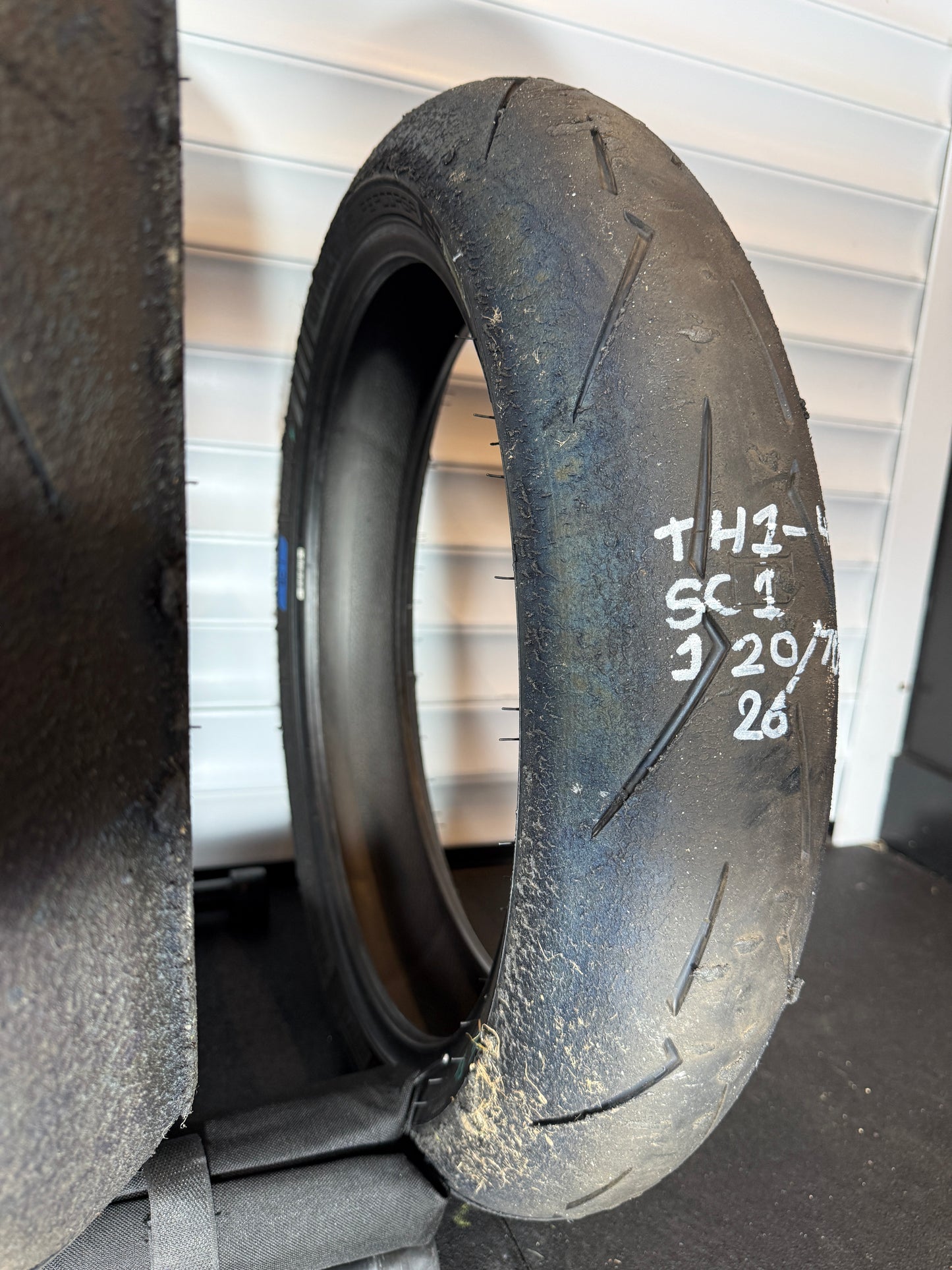 Pirelli Supercorsa- GRADE 1 V4 SET 180/60/17, 120/70/17 (TH1-4S)