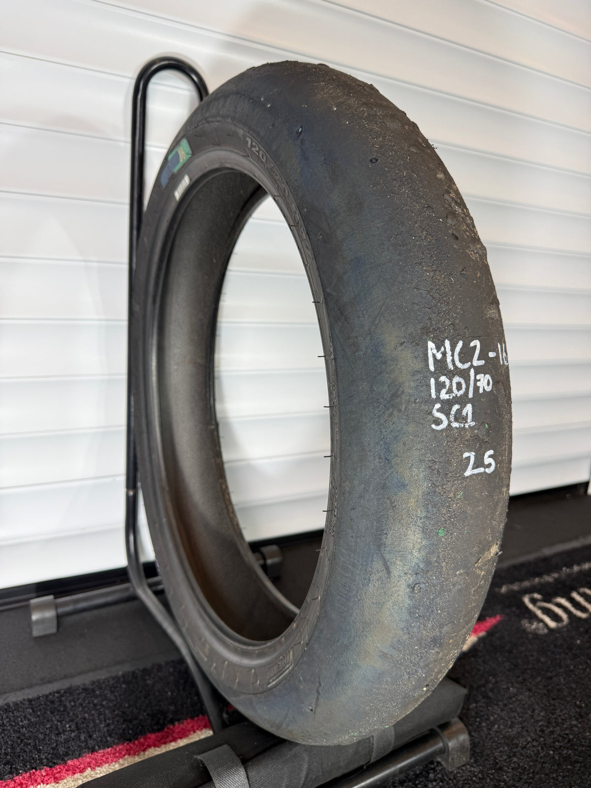 Pirelli Superbike Slick- Grade 1- SC1 120/70/17 (MC2-16)