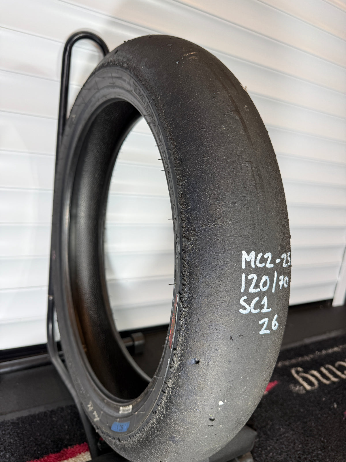 Pirelli Superbike Slick- Grade 1- SC1 120/70/17 (MC2-25)