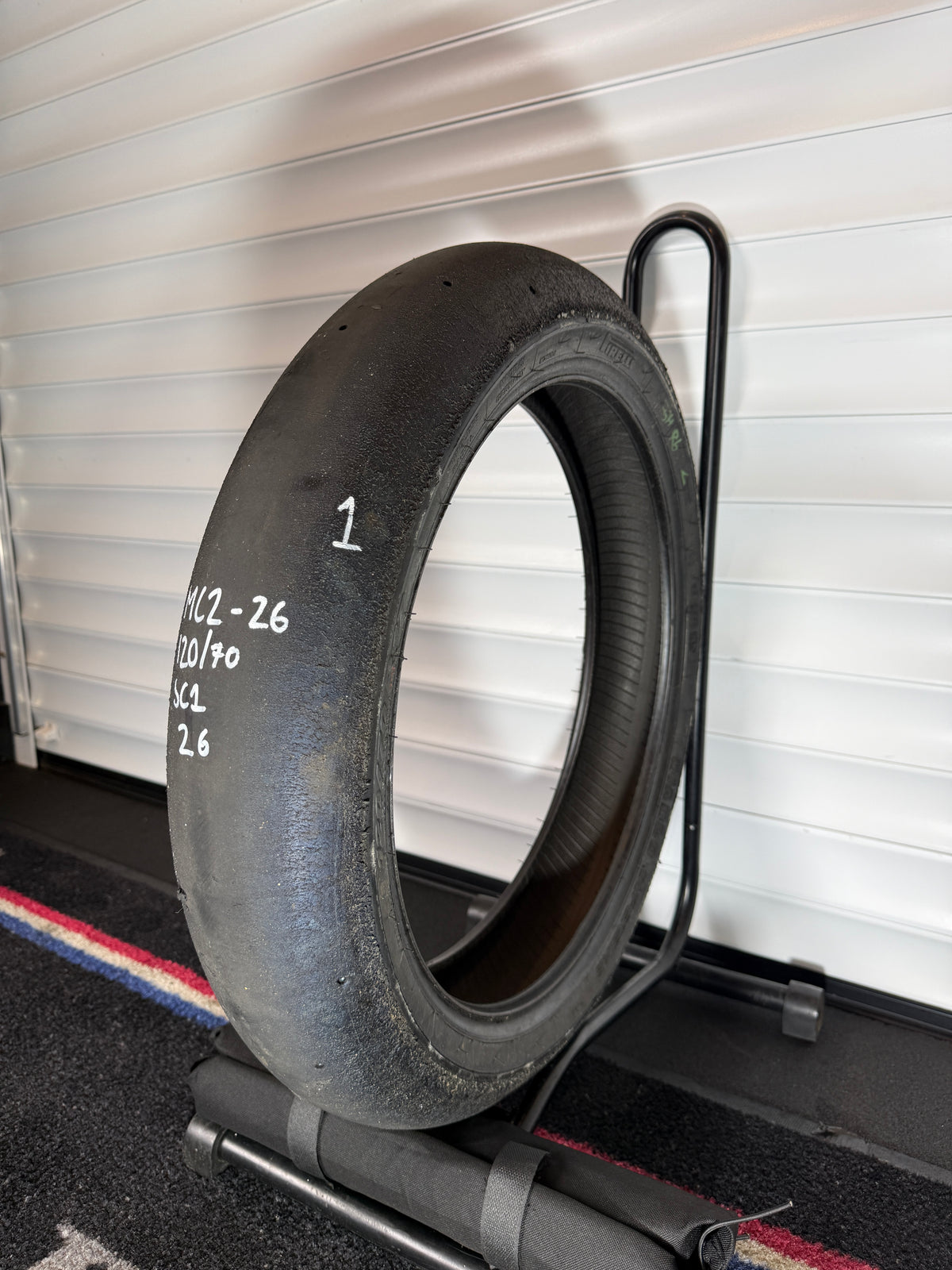 Pirelli Superbike Slick- Grade 1- SC1 120/70/17 (MC2-26)