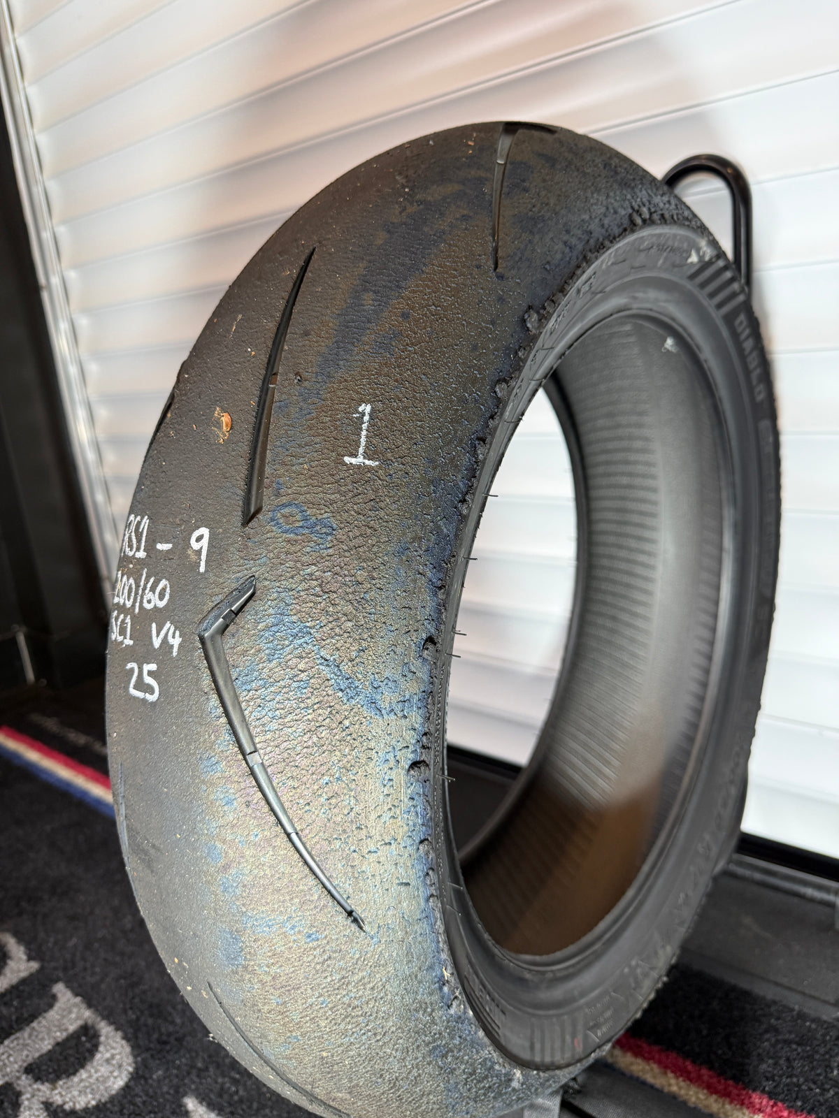 Pirelli Supercorsa- Grade 1- SC1 200/60/17 (RS1-9)