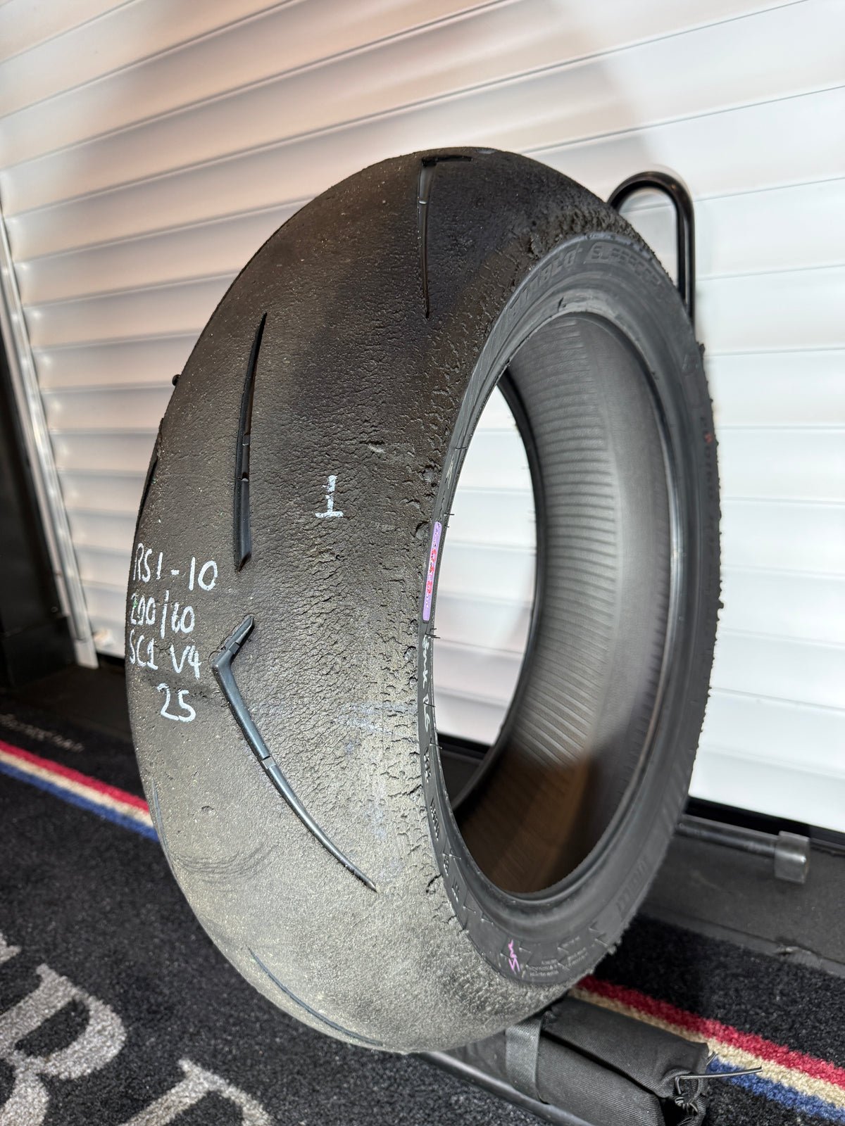 Pirelli Supercorsa- Grade 1- SC1 200/60/17 (RS1-10)