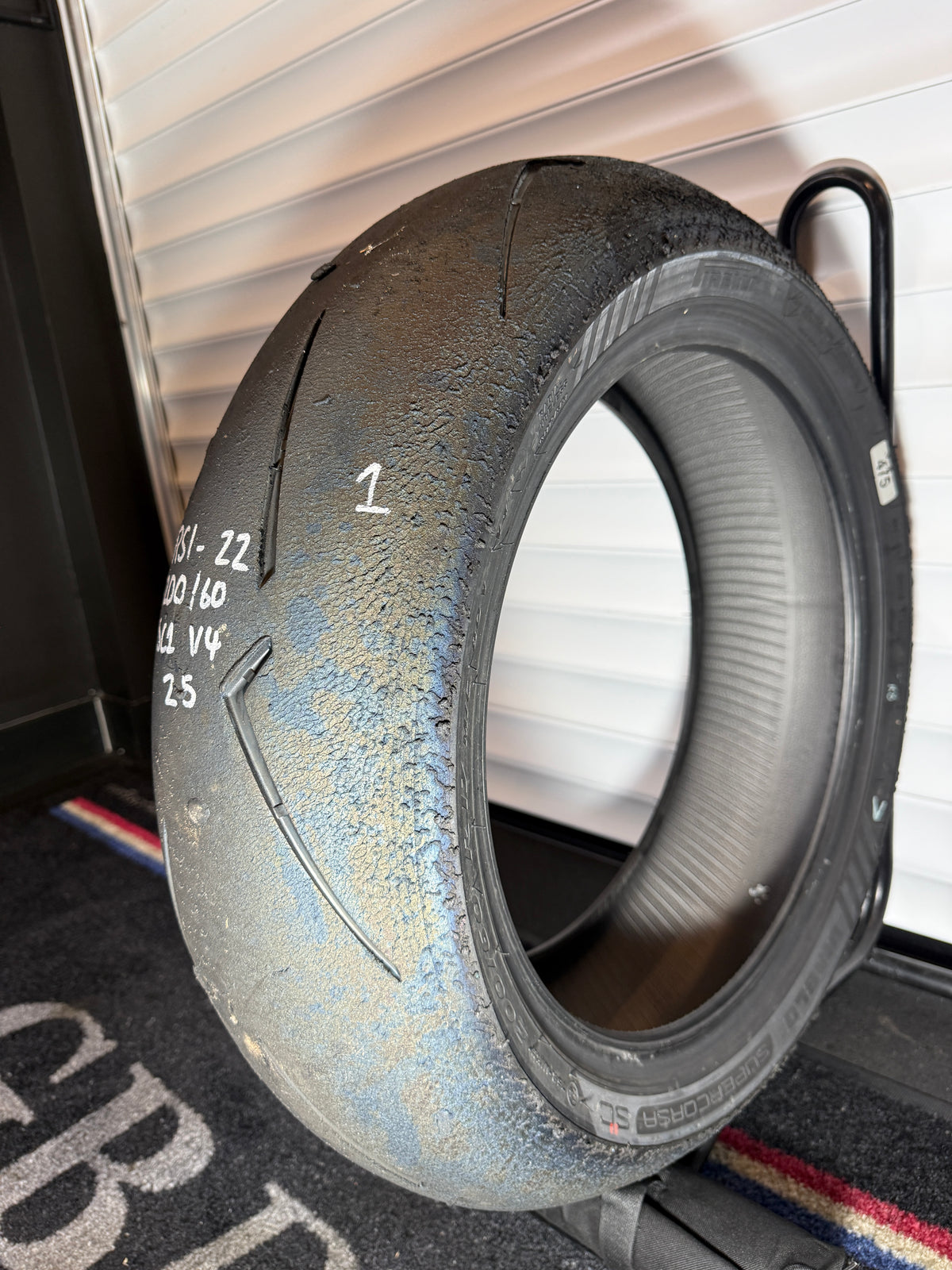Pirelli Supercorsa- Grade 1- SC1 200/60/17 (RS1-22)