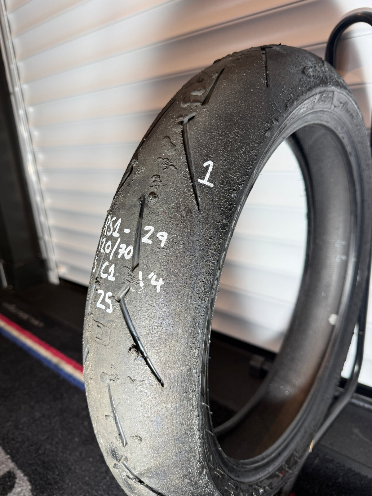 Pirelli Supercorsa- Grade 1- SC1 120/70/17 (RS1-29)