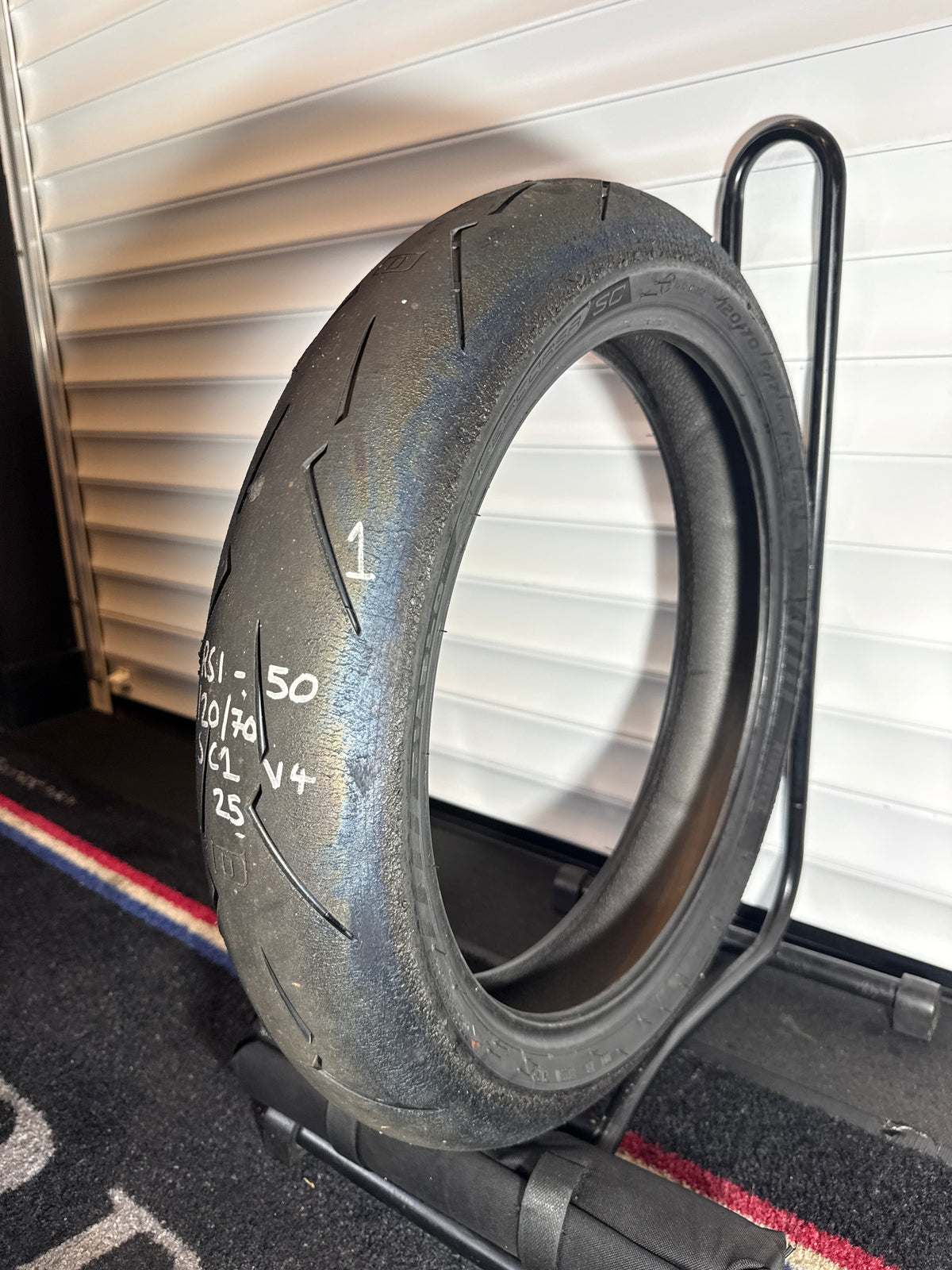 Pirelli Supercorsa- Grade 1- SC1 120/70/17 (RS1-50)