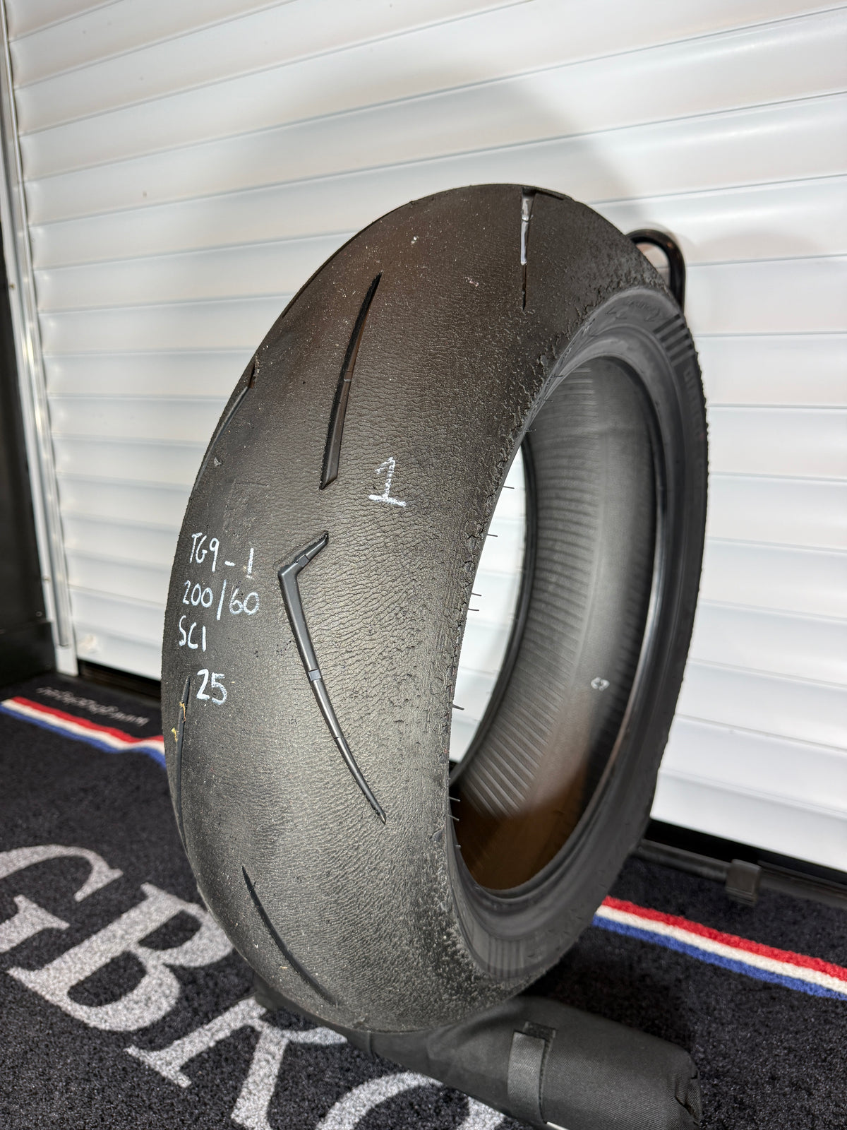Pirelli Supercorsa- Grade 1- SC1 200/60/17  (TG9-1)