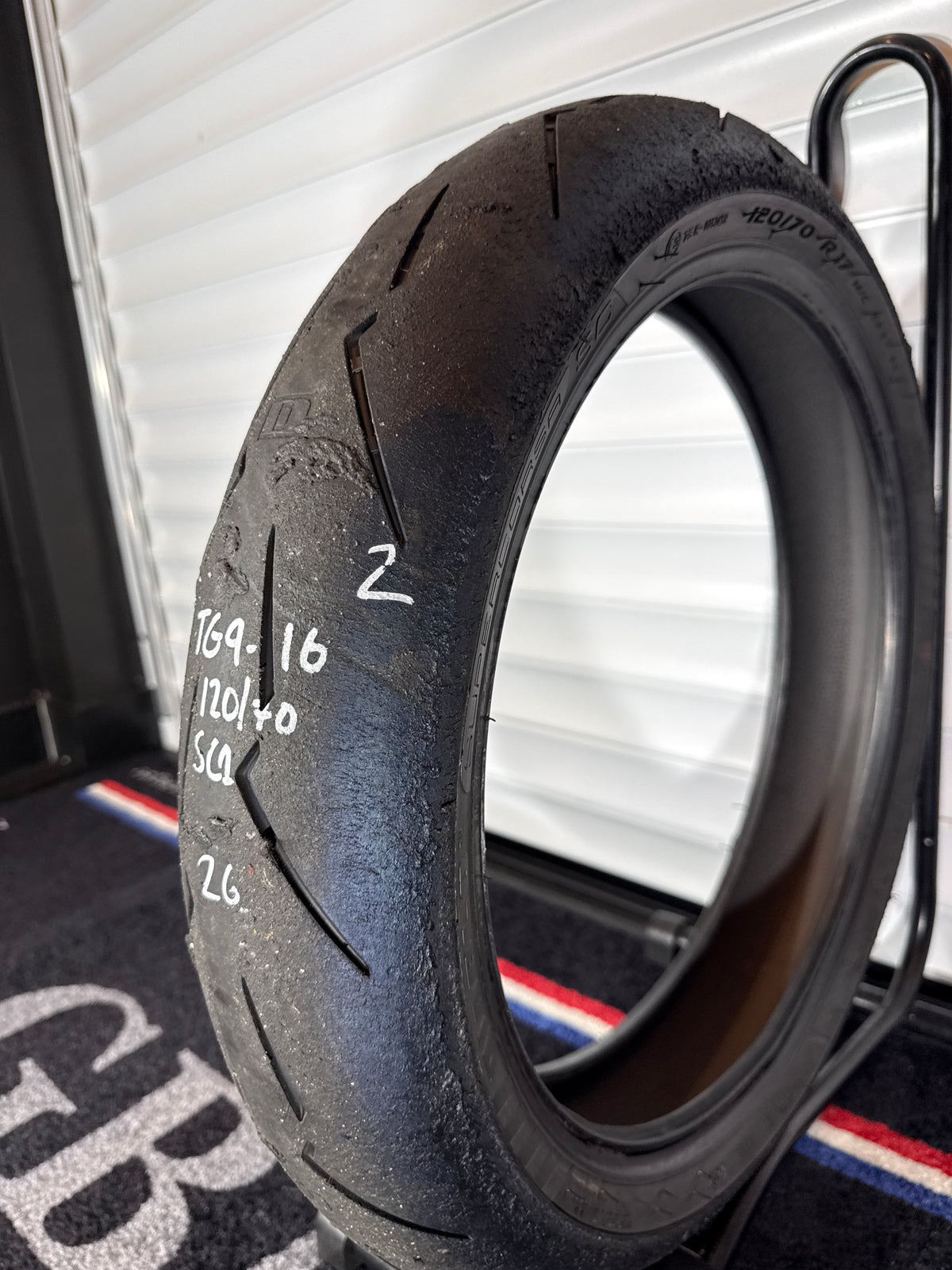 Pirelli Supercorsa- Grade 2- SC1 120/70/17 (TG9-16)