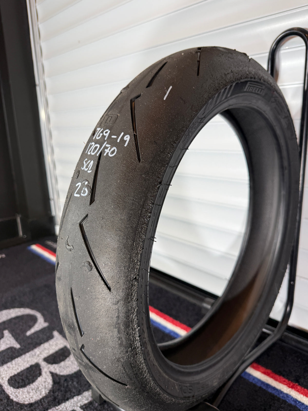 Pirelli Supercorsa- Grade 1- SC1 120/70/17 (TG9-19)