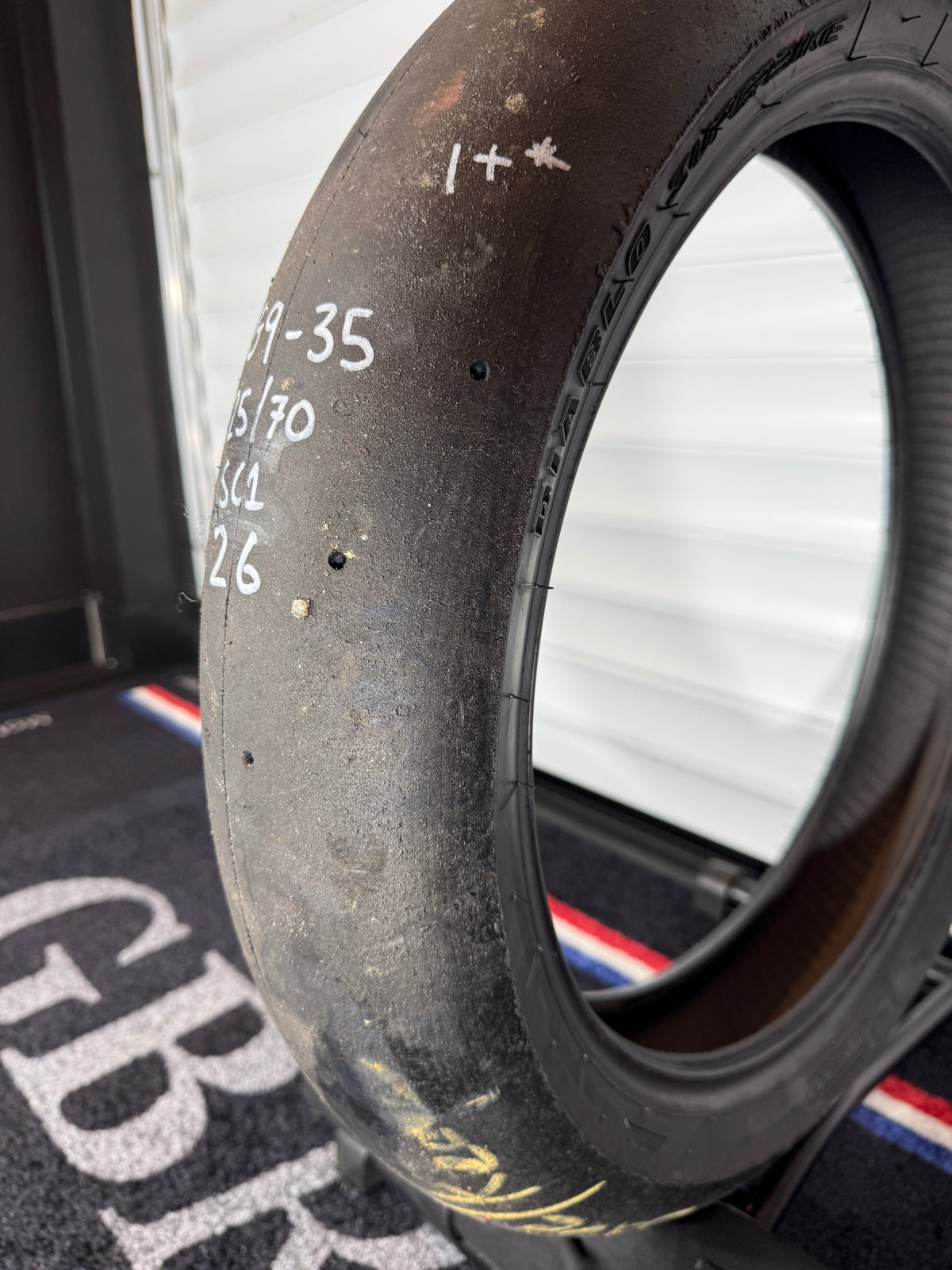 Pirelli Diablo Superbike Slick- Grade 1+*-125/70/17 (TG9-35)