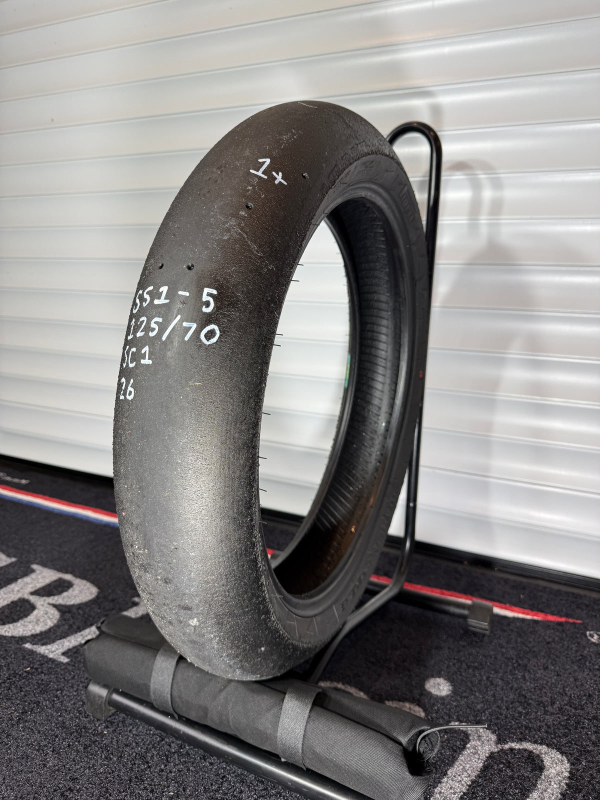 Pirelli Diablo Superbike Slick- Grade 1+-125/70/17 (SS1-5)