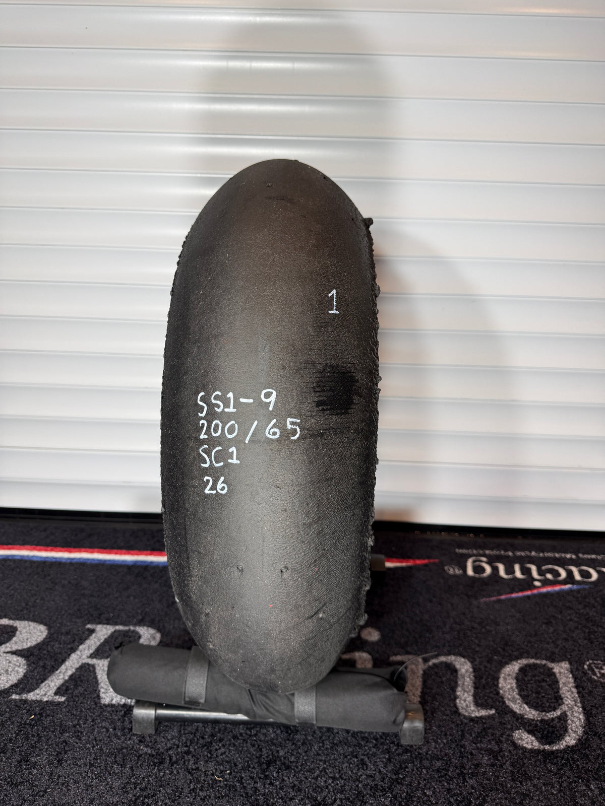 Pirelli Diablo Superbike Slick- Grade 1-200/65/17 (SS1-9)