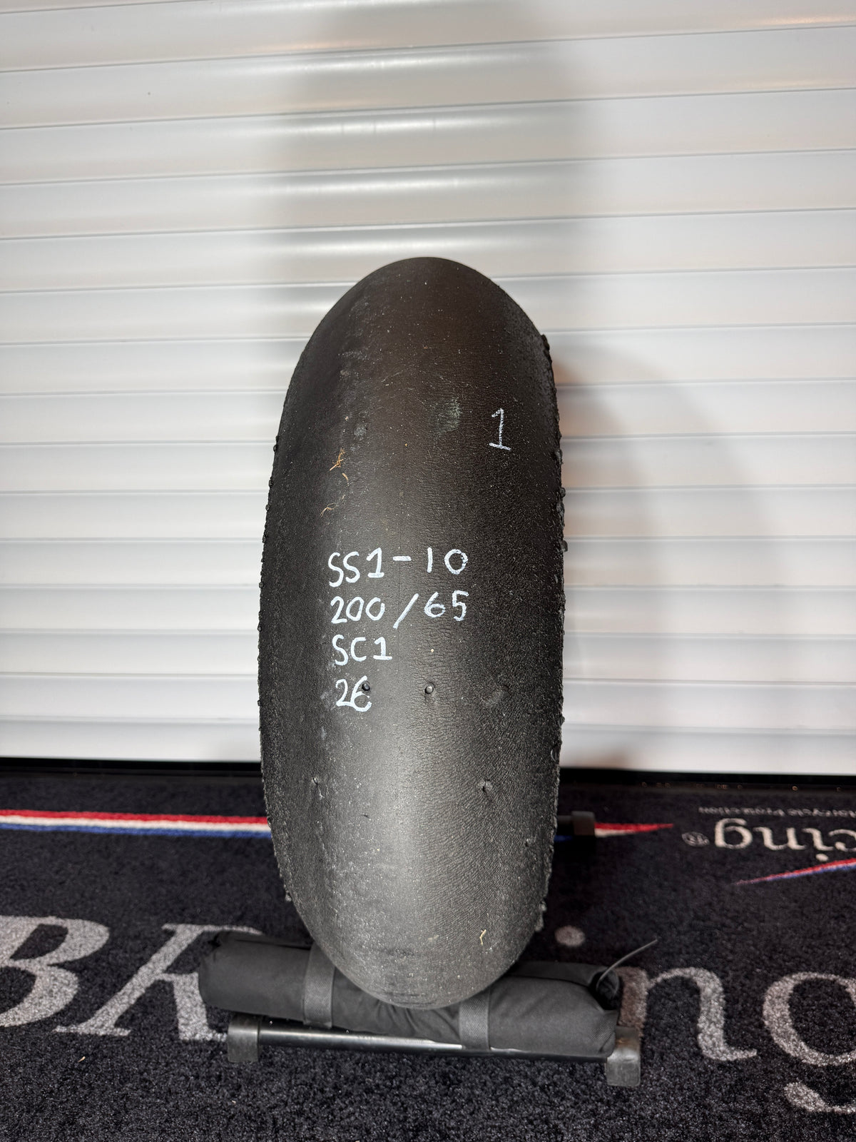 Pirelli Diablo Superbike Slick- Grade 1-200/65/17 (SS1-10)
