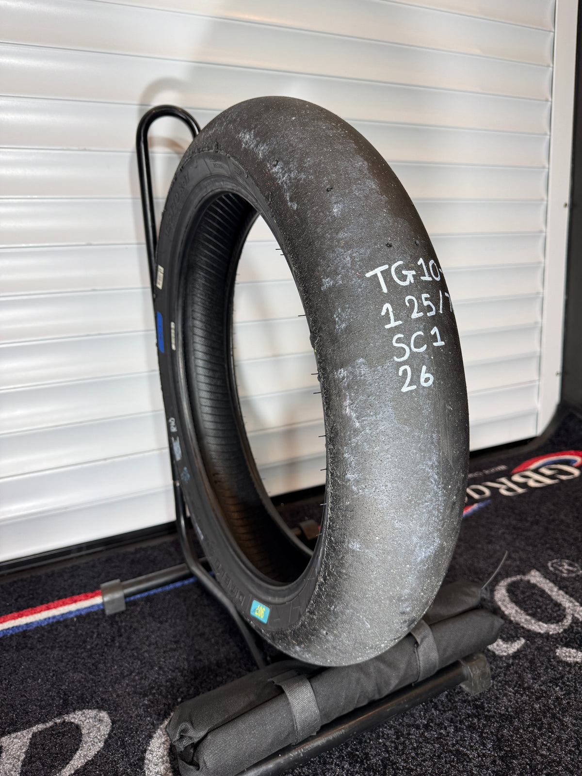 Pirelli Diablo Superbike Slick- Grade 1+-125/70/17 (TG10-1)