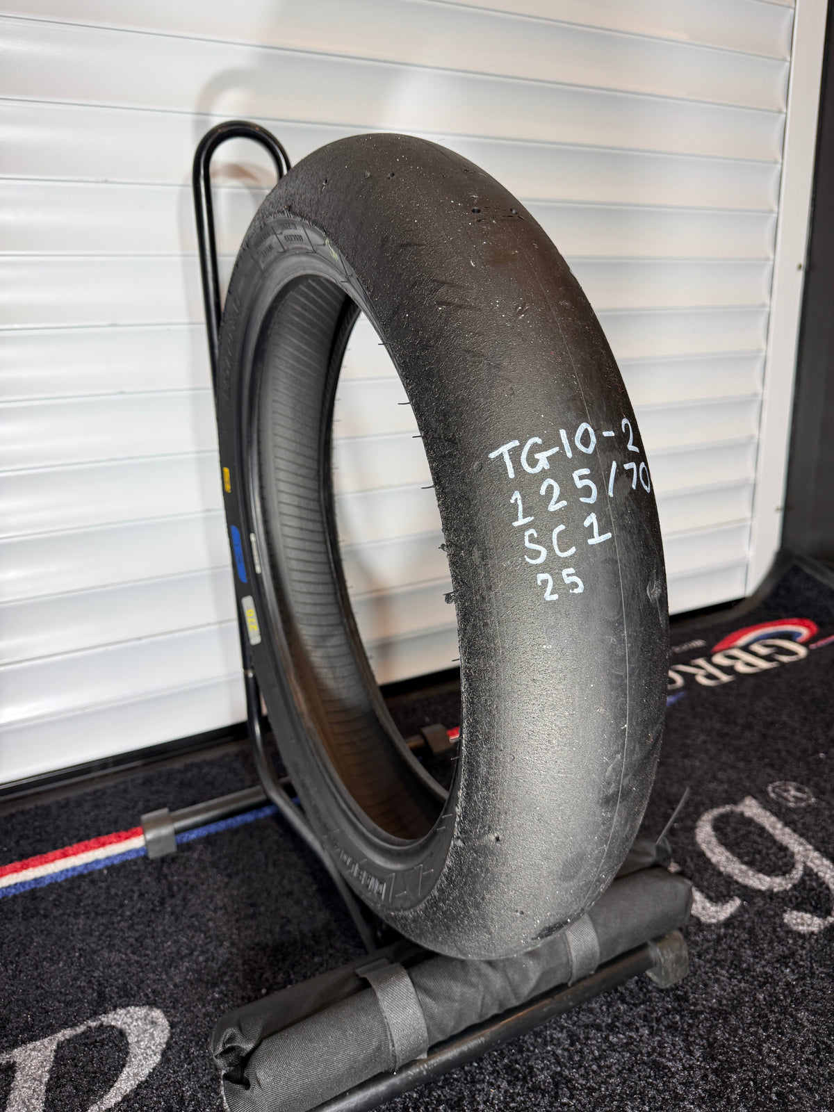 Pirelli Diablo Superbike Slick- Grade 1+-125/70/17 (TG10-2)